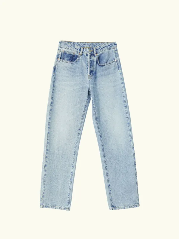 Light Wash Relaxed Jeans sold by iris