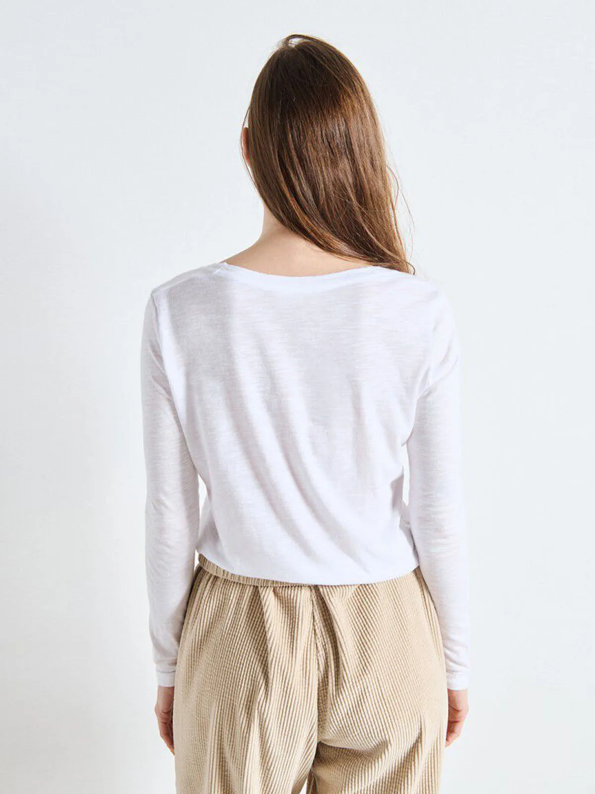 Jacksonville L/Sleeved T-Shirt - White sold by iris product image thumbnail 3