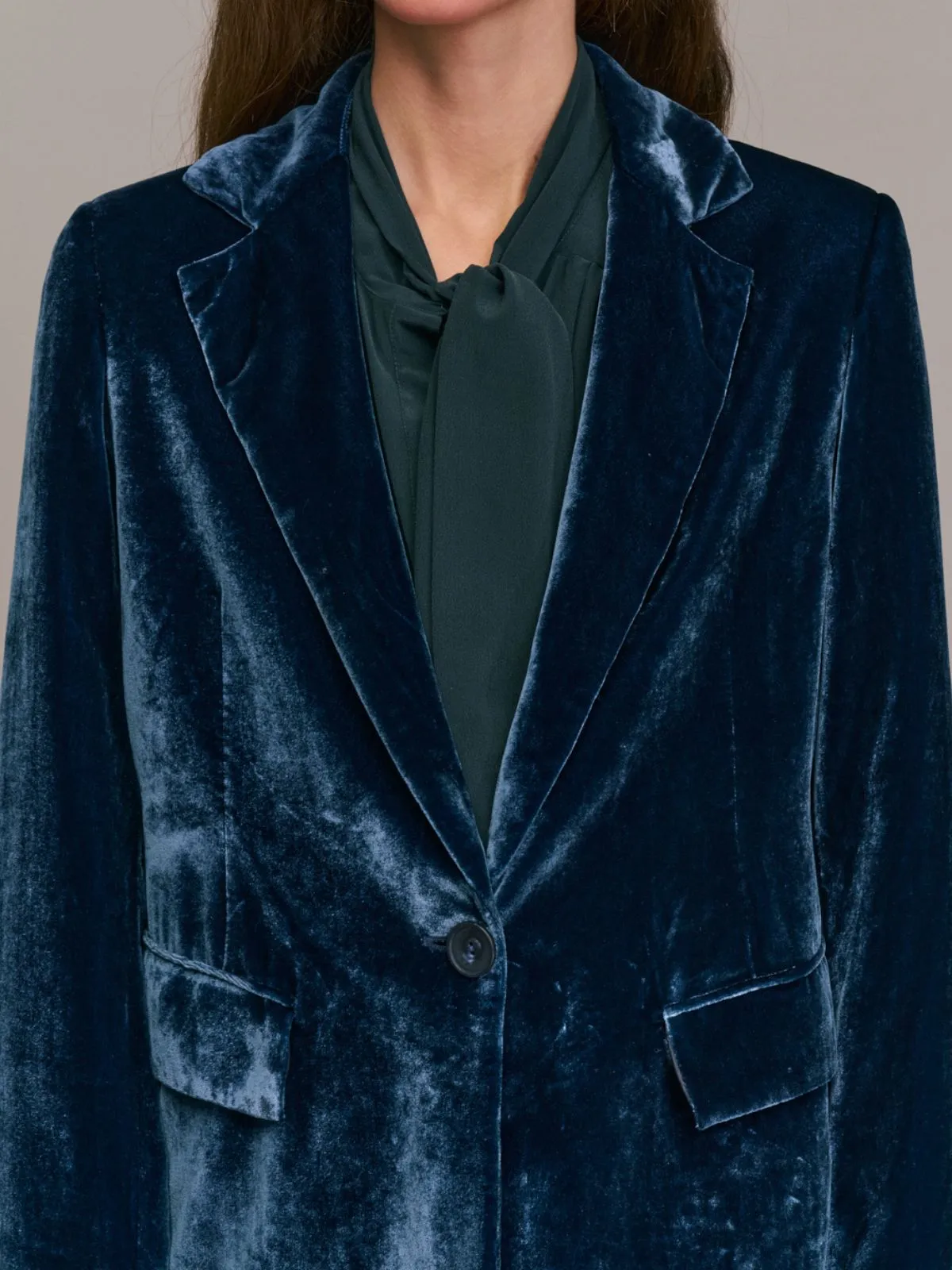 Ventio Velvet Jacket - Blue sold by iris product image thumbnail 2