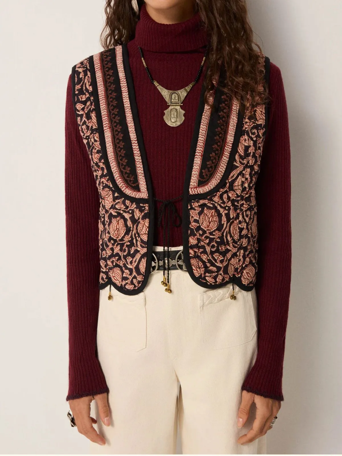 Luna Print Vest - Black sold by iris product image thumbnail 2