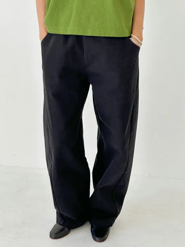 Arc Long Canvas Pants - Black sold by iris