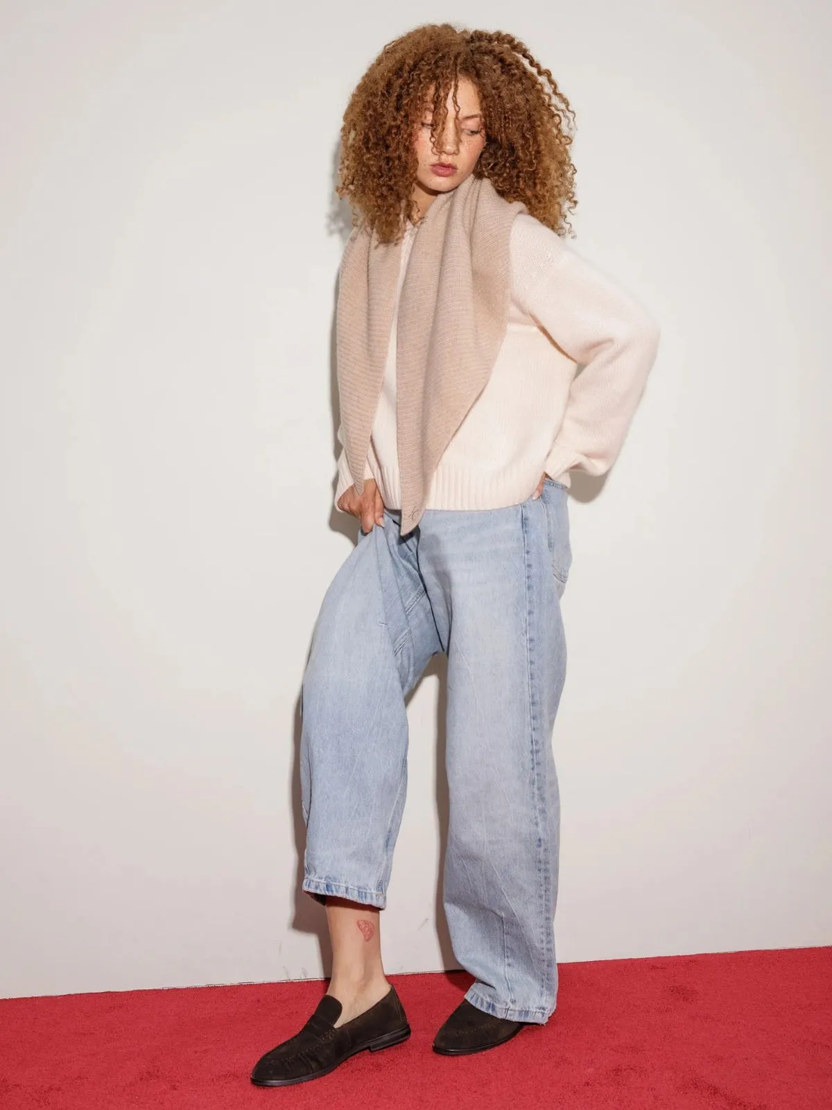 Triangle Cashmere Scarf - Vicuna sold by iris product image thumbnail 4