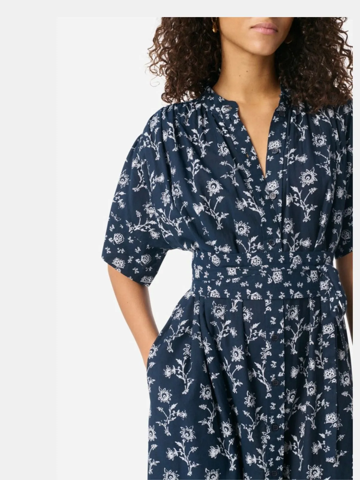 Giao Print Dress - Black & White sold by iris product image thumbnail 4