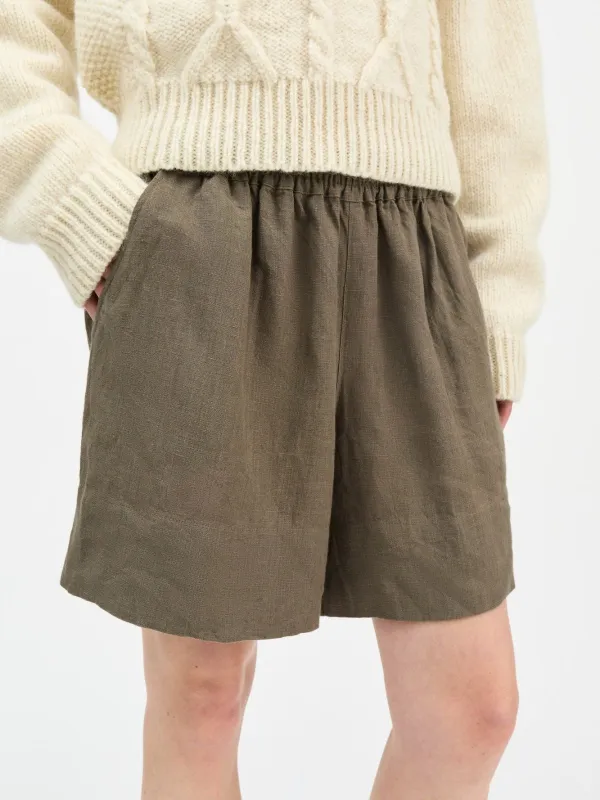 Vetiver Shorts - Khaki sold by iris