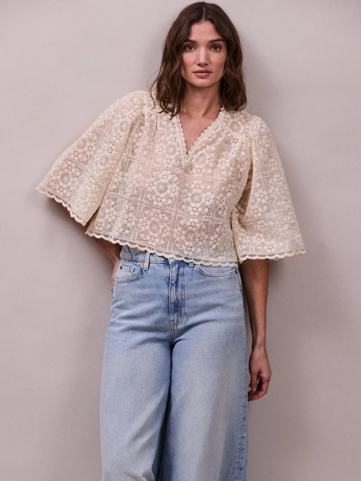 Jean lace Flower Top - Oyster sold by iris