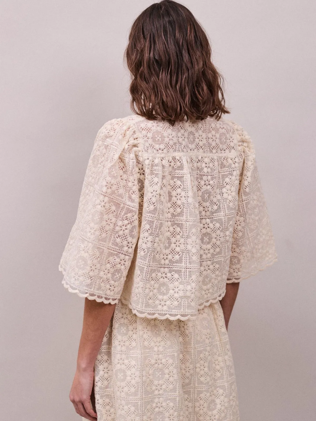 Jean lace Flower Top - Oyster sold by iris product image thumbnail 3