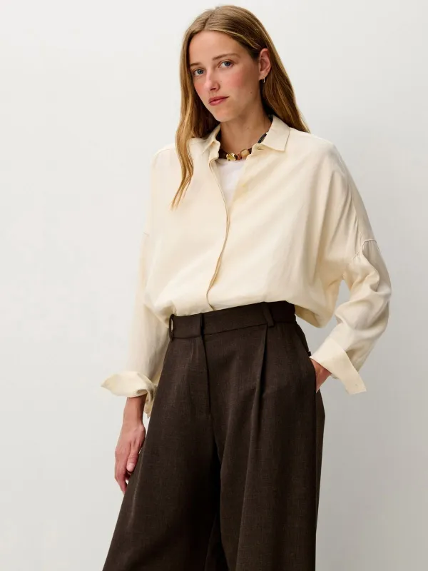 Lady D Shirt - Cream made by Sessun