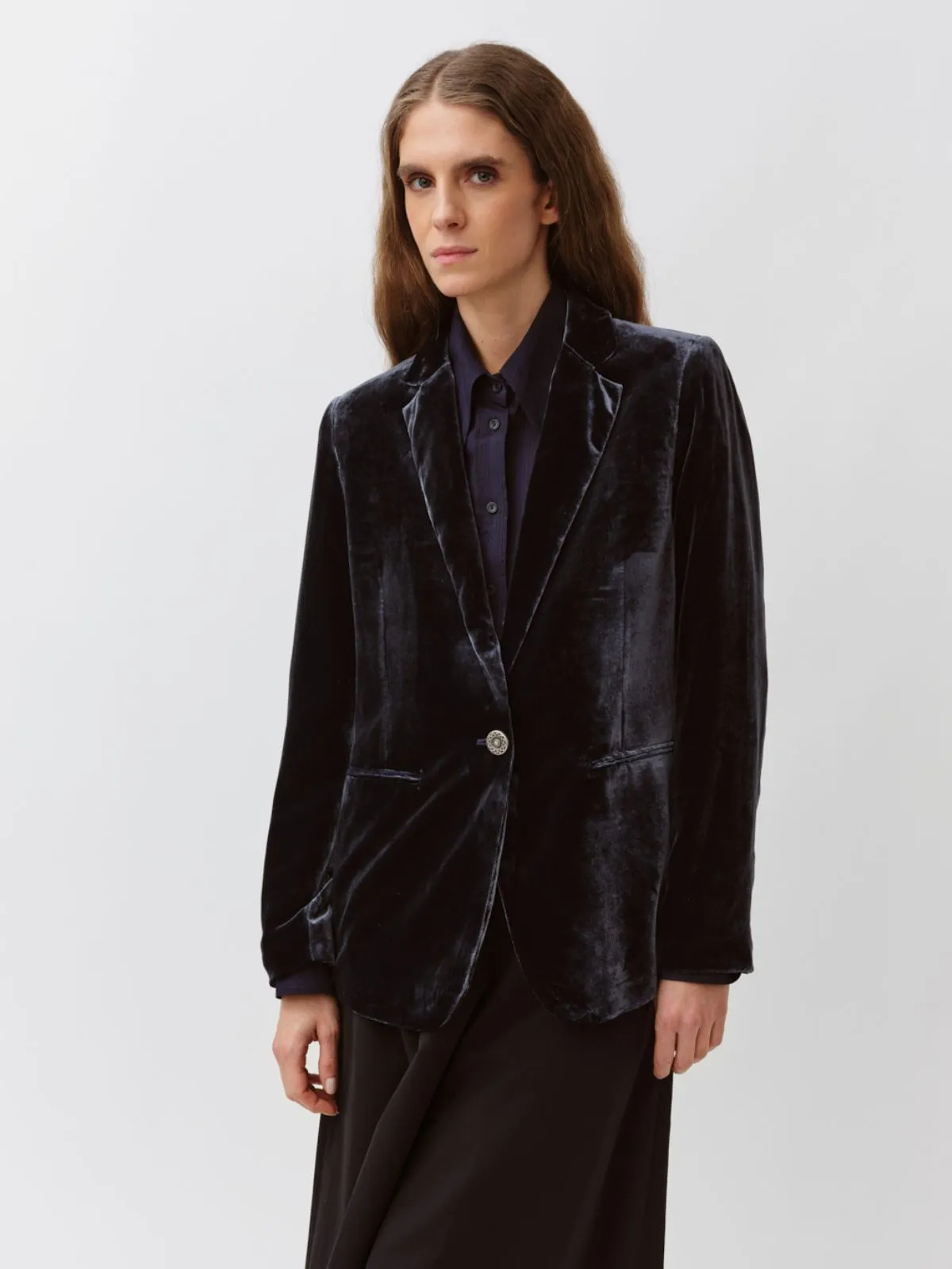 Vikelo Velvet Jacket - Navy sold by iris