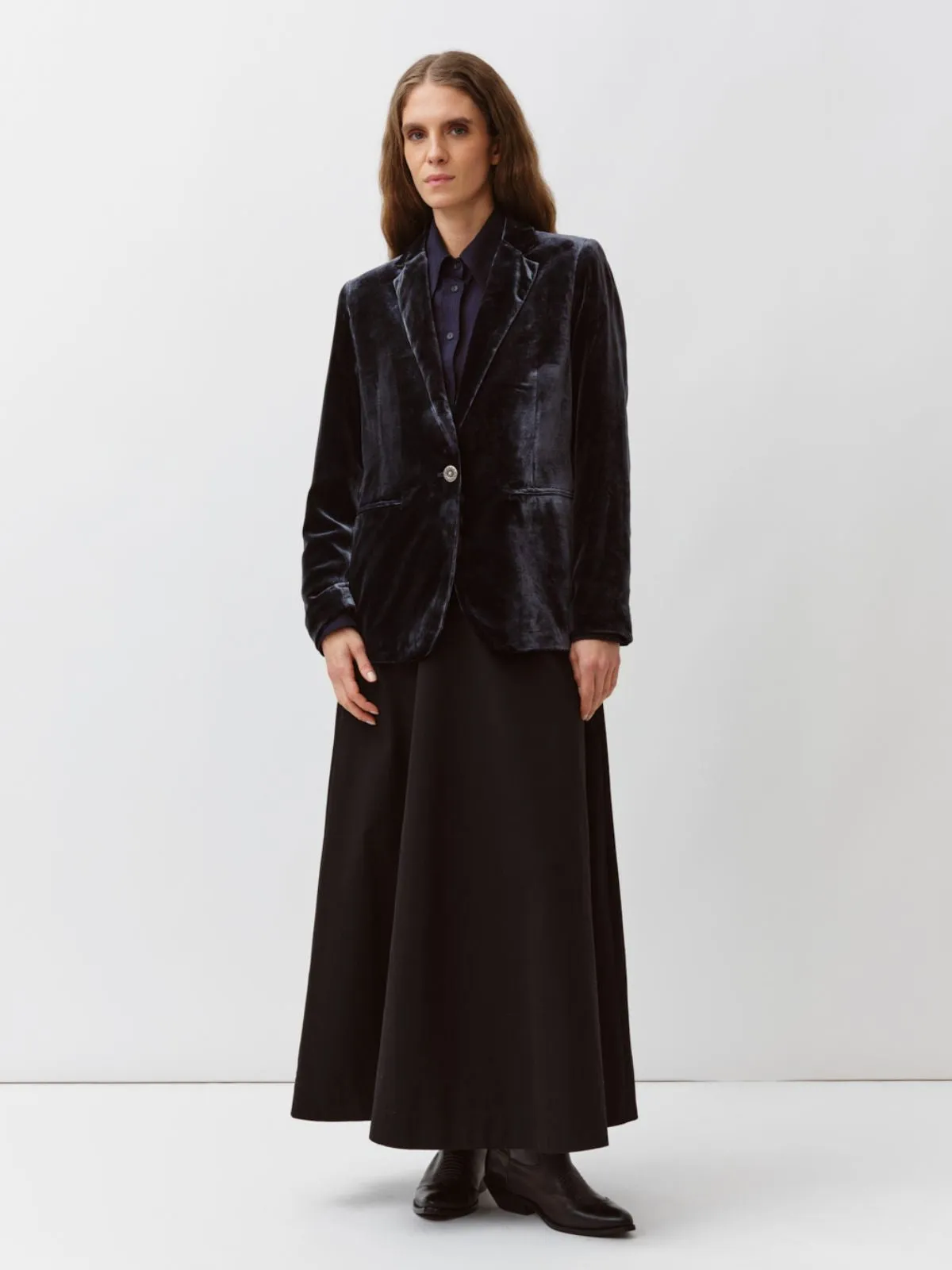 Vikelo Velvet Jacket - Navy sold by iris product image thumbnail 4
