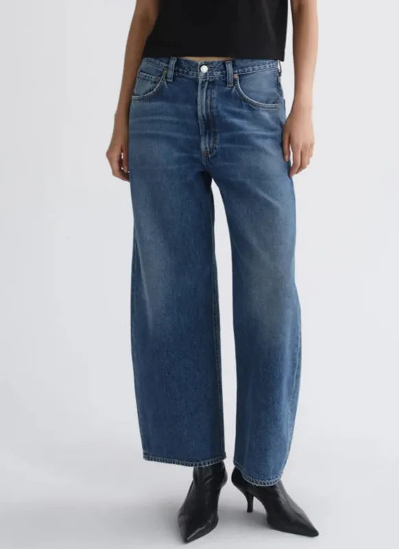 Low Curve Curb Jeans - Mid Worn Indigo made by Agolde