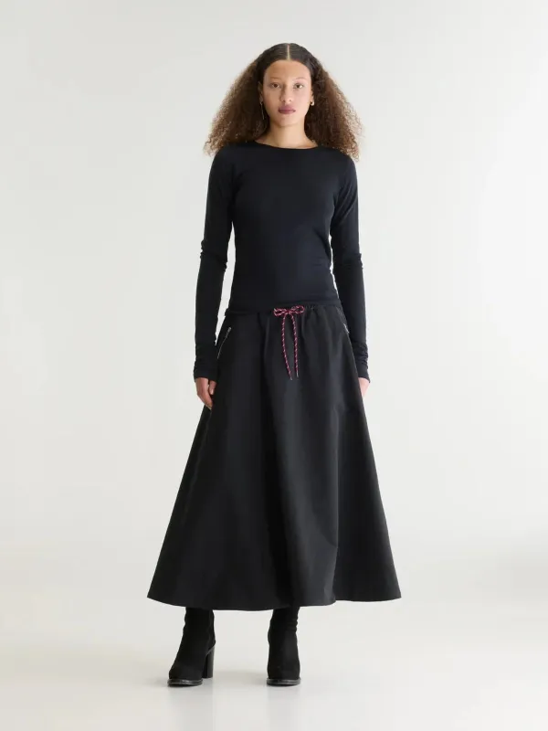 Harlin Midi Skirt - Black made by Bellerose