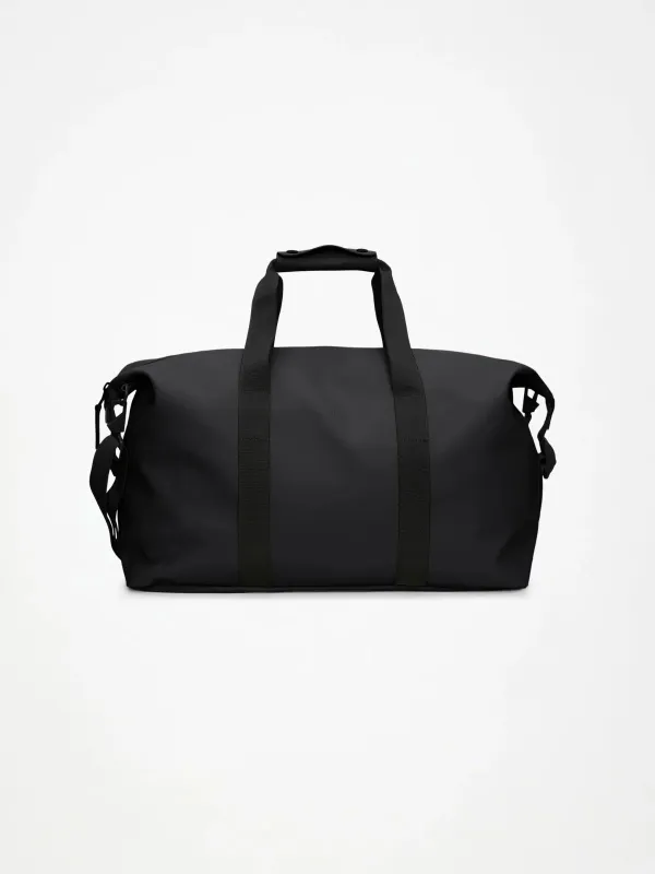 Hilo Medium Weekend Bag- Black made by Rains