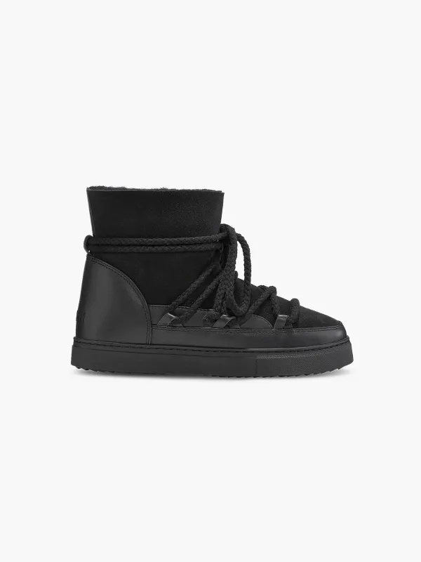Classic Suede Ankle Boots - Black made by Inuikii