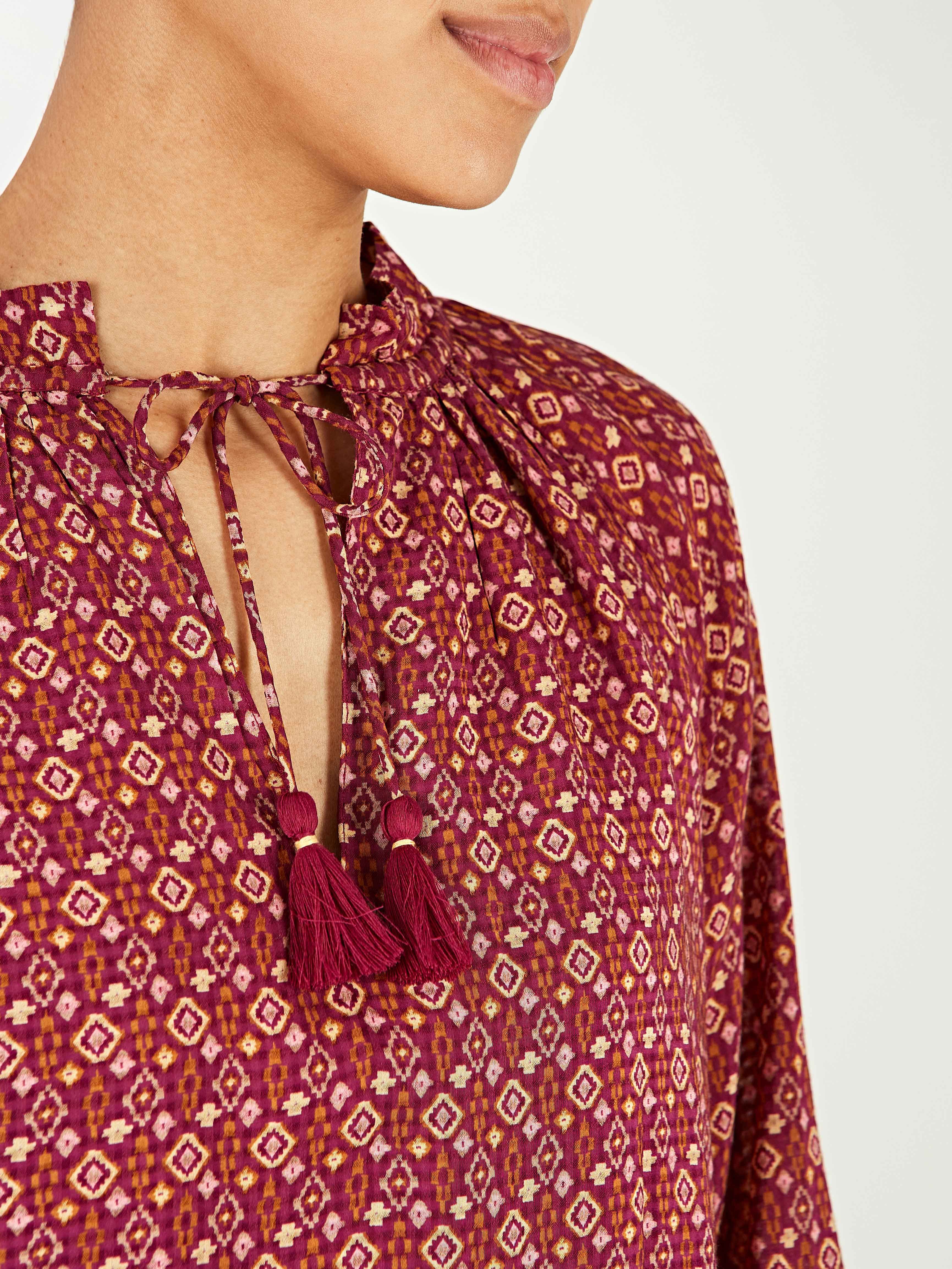 Abigaelle Printed Shift Dress sold by iris product image thumbnail 3
