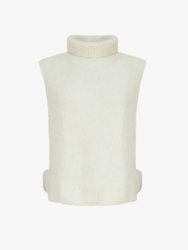 Daren Knitted Vest- Cream made by iris