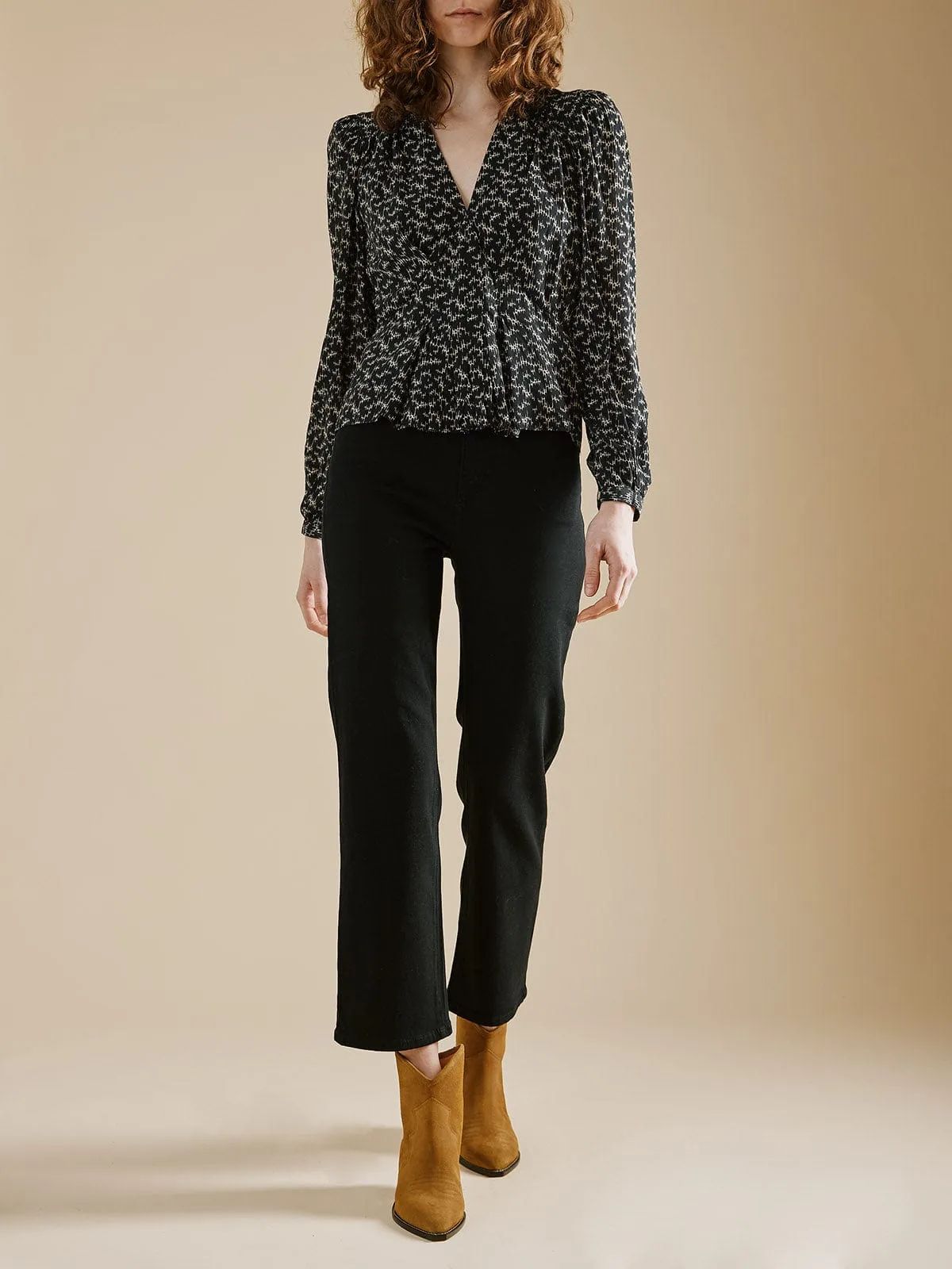 Eddy Printed V-neck Top sold by iris product image thumbnail 5