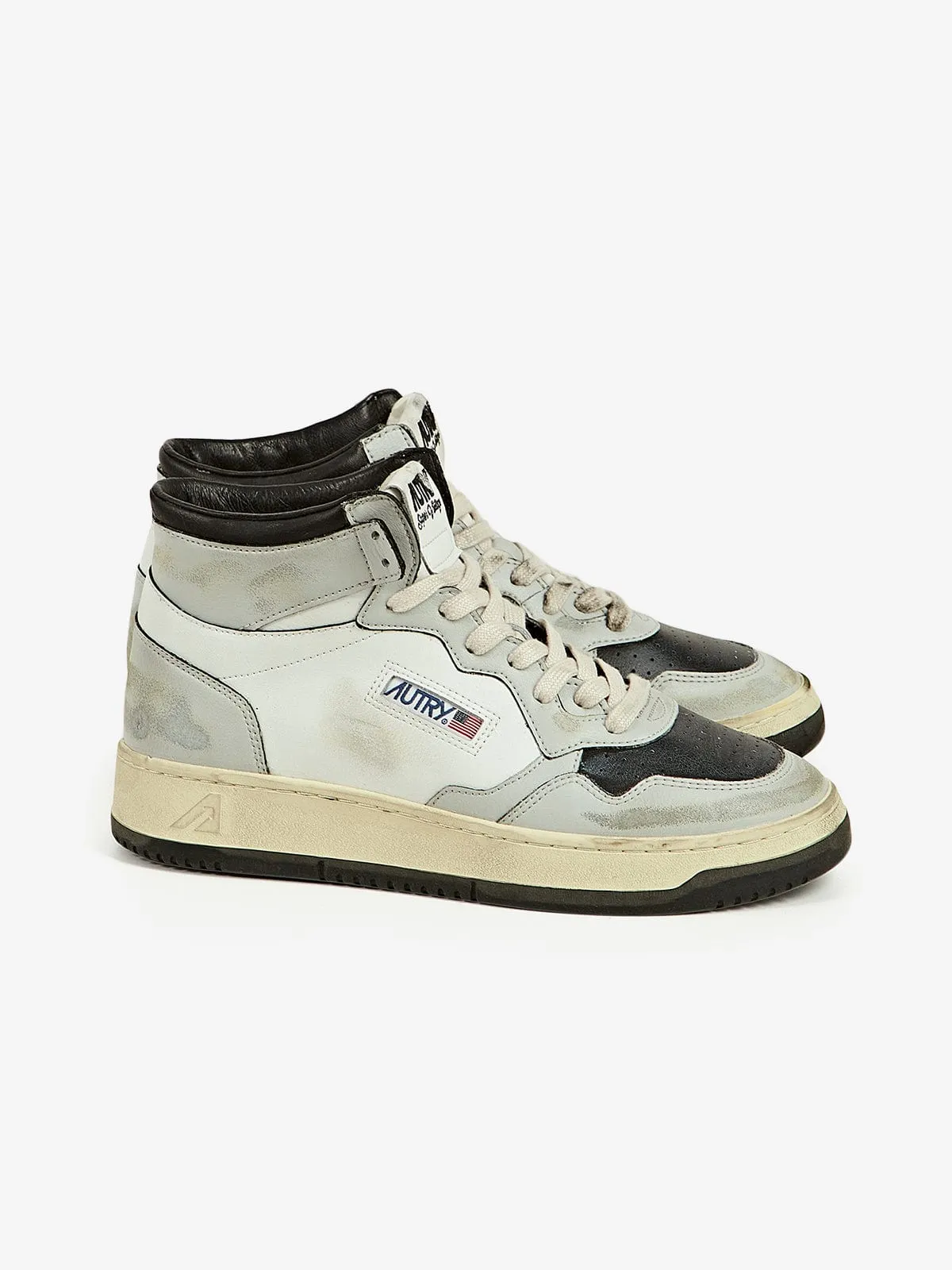 Super Vintage High Top sold by iris