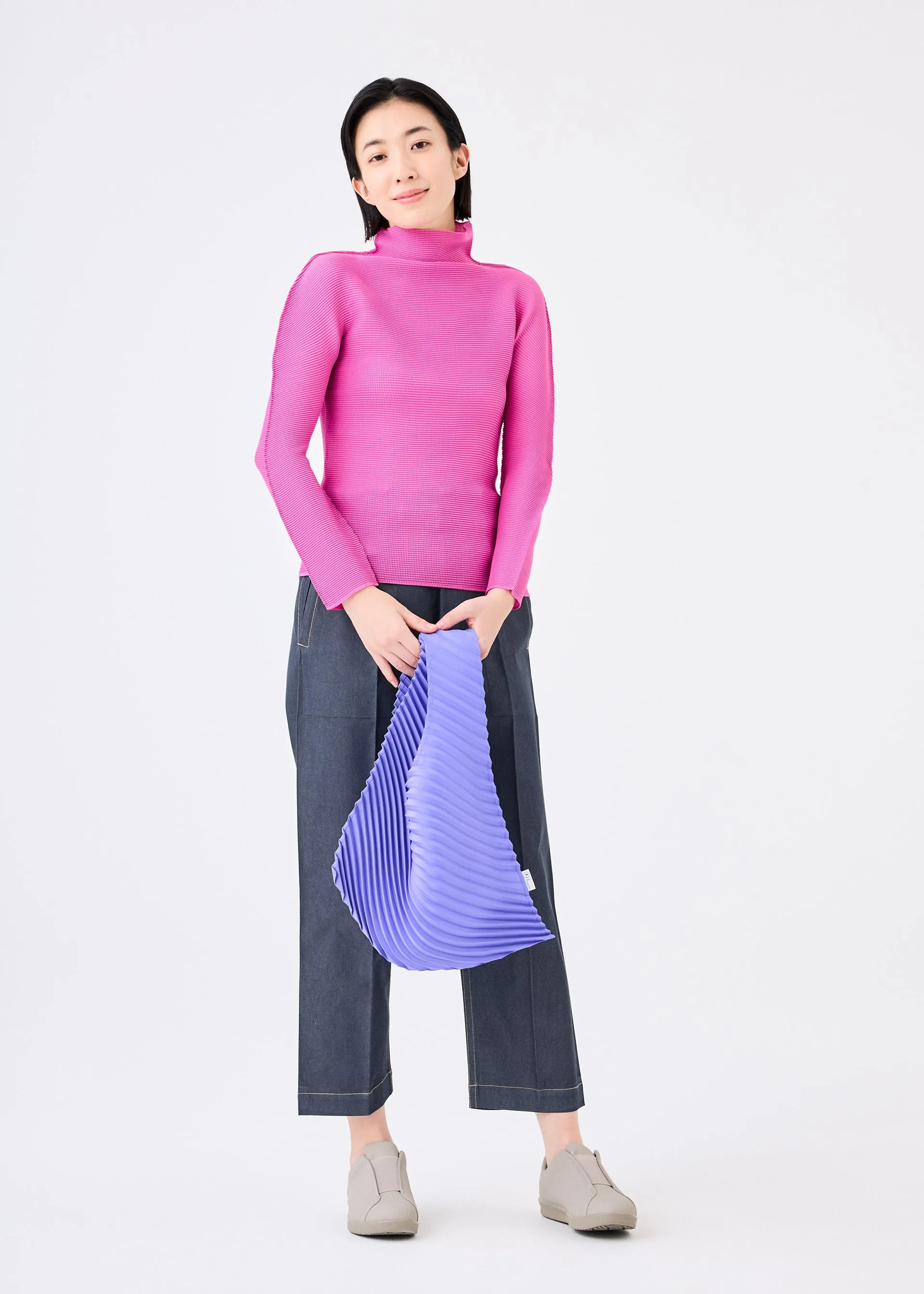 WAVE PLEATS BAG sold by Issey Miyake product image thumbnail 2