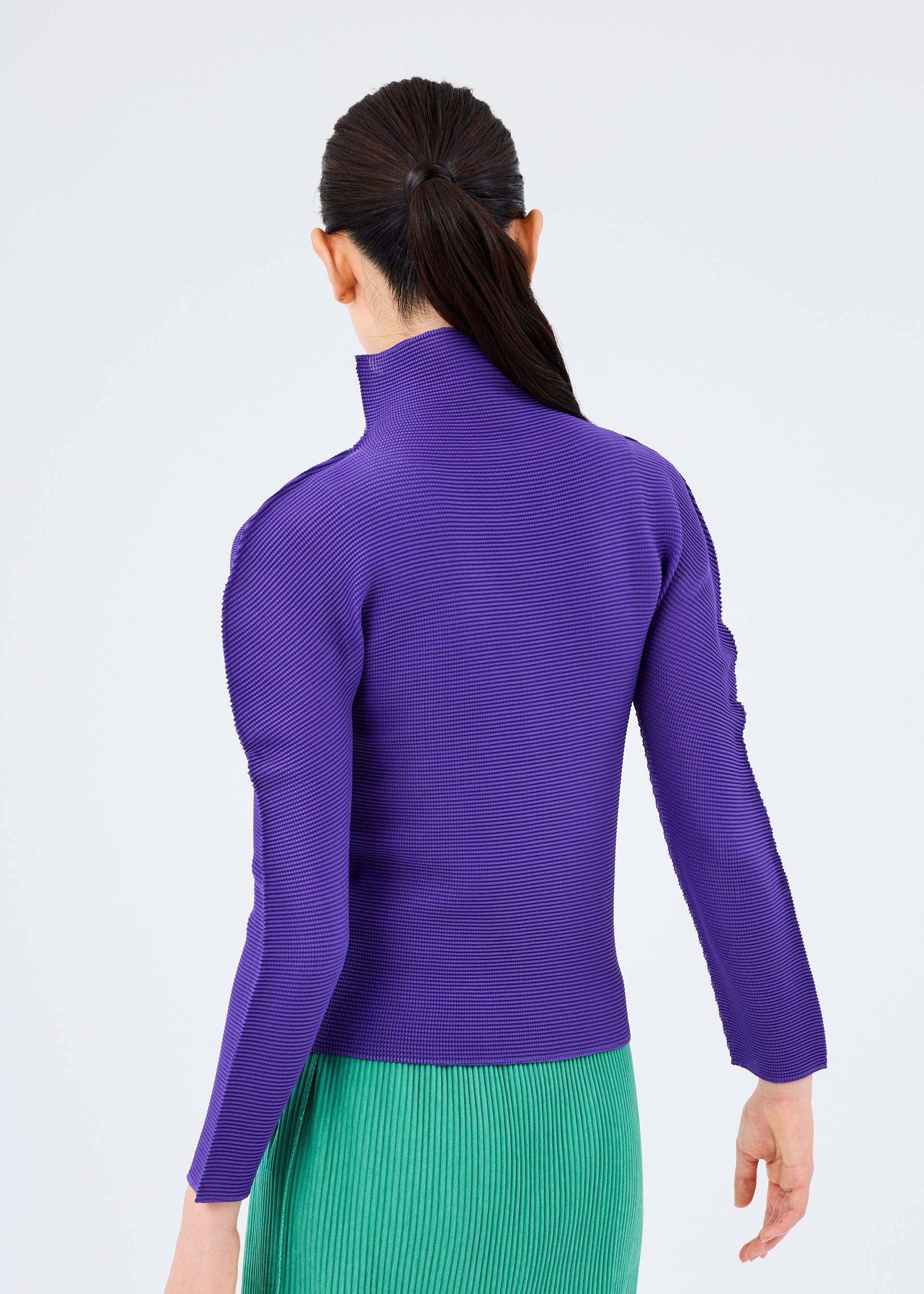 STRETCH PLEATS 1 TOP sold by Issey Miyake product image thumbnail 3