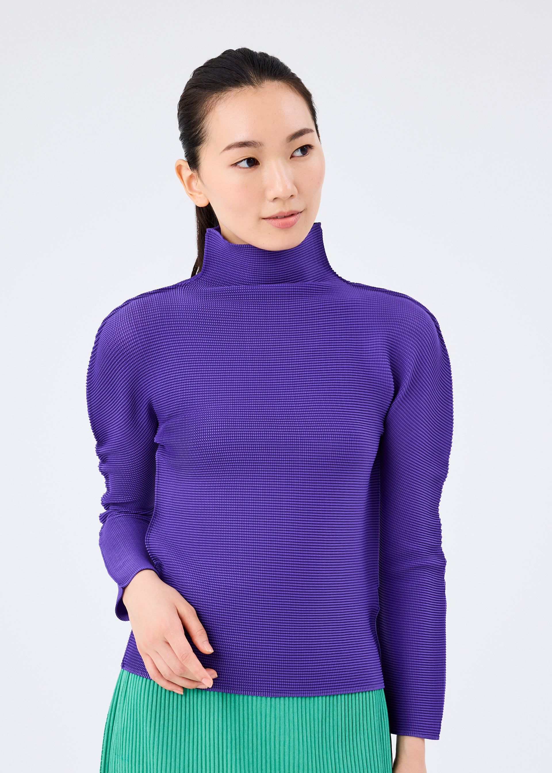 STRETCH PLEATS 1 TOP sold by Issey Miyake product image thumbnail 2