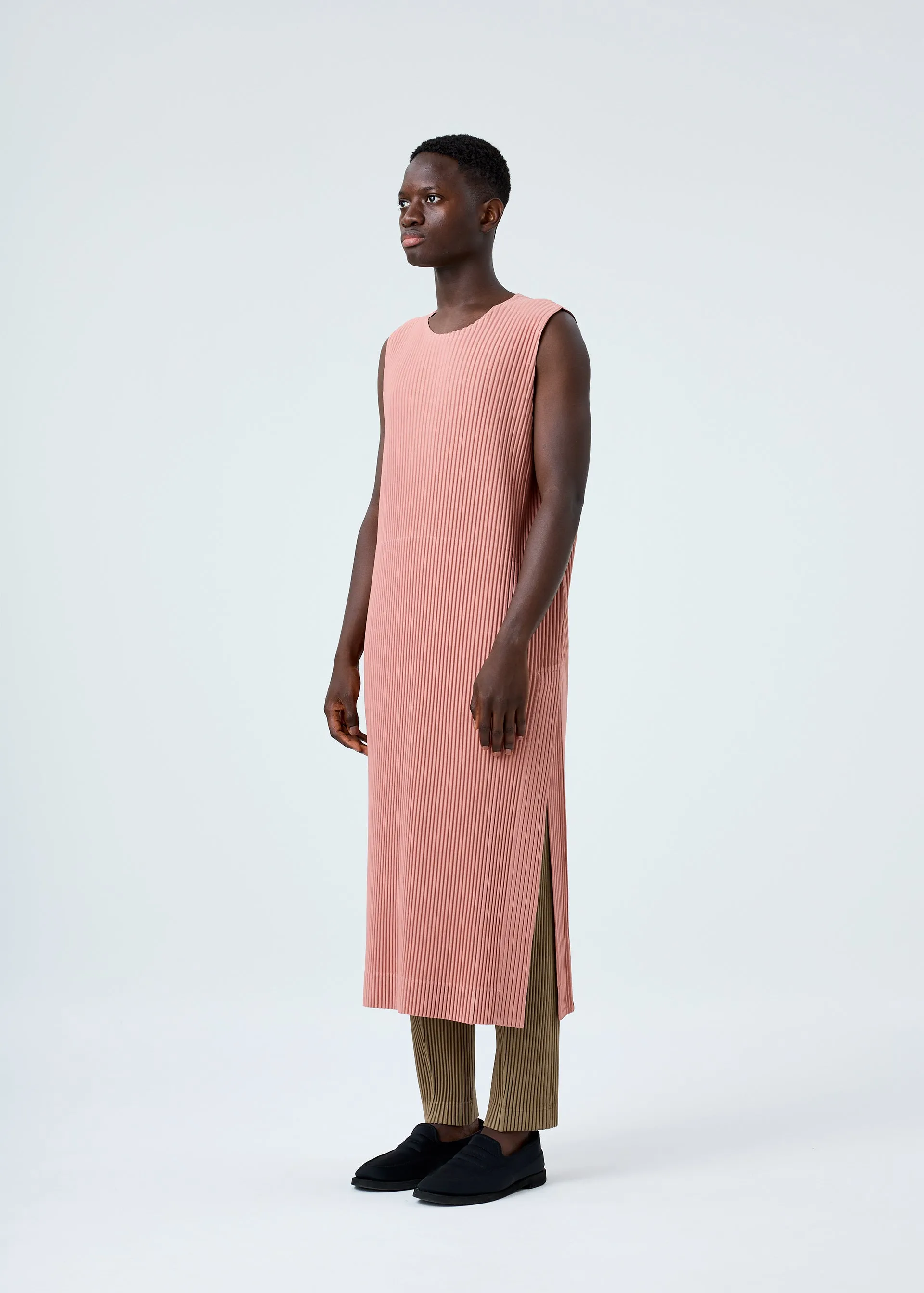 MONTHLY COLOR MARCH sold by Issey Miyake product image thumbnail 4