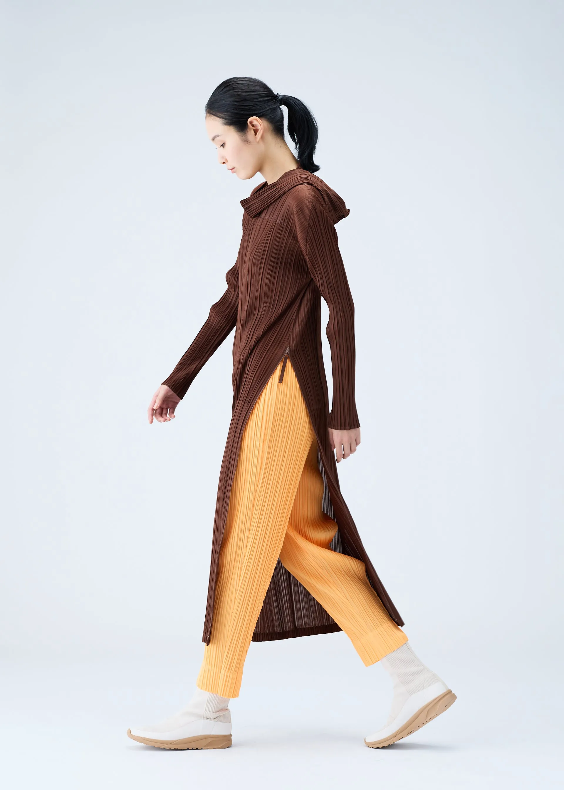 MONTHLY COLORS : SEPTEMBER DRESS sold by Issey Miyake product image thumbnail 5