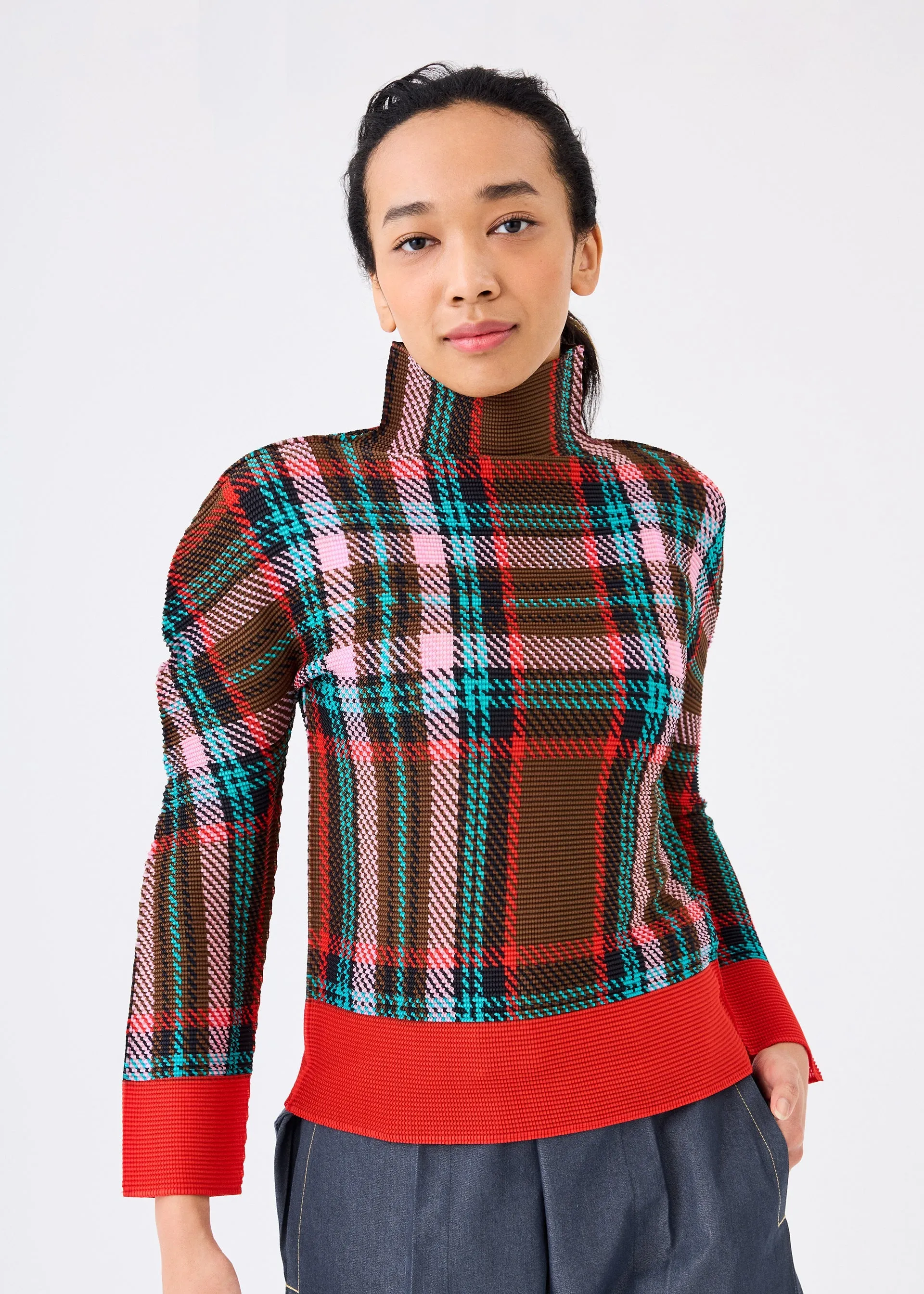 TARTAN CHECK TOP sold by Issey Miyake product image thumbnail 2