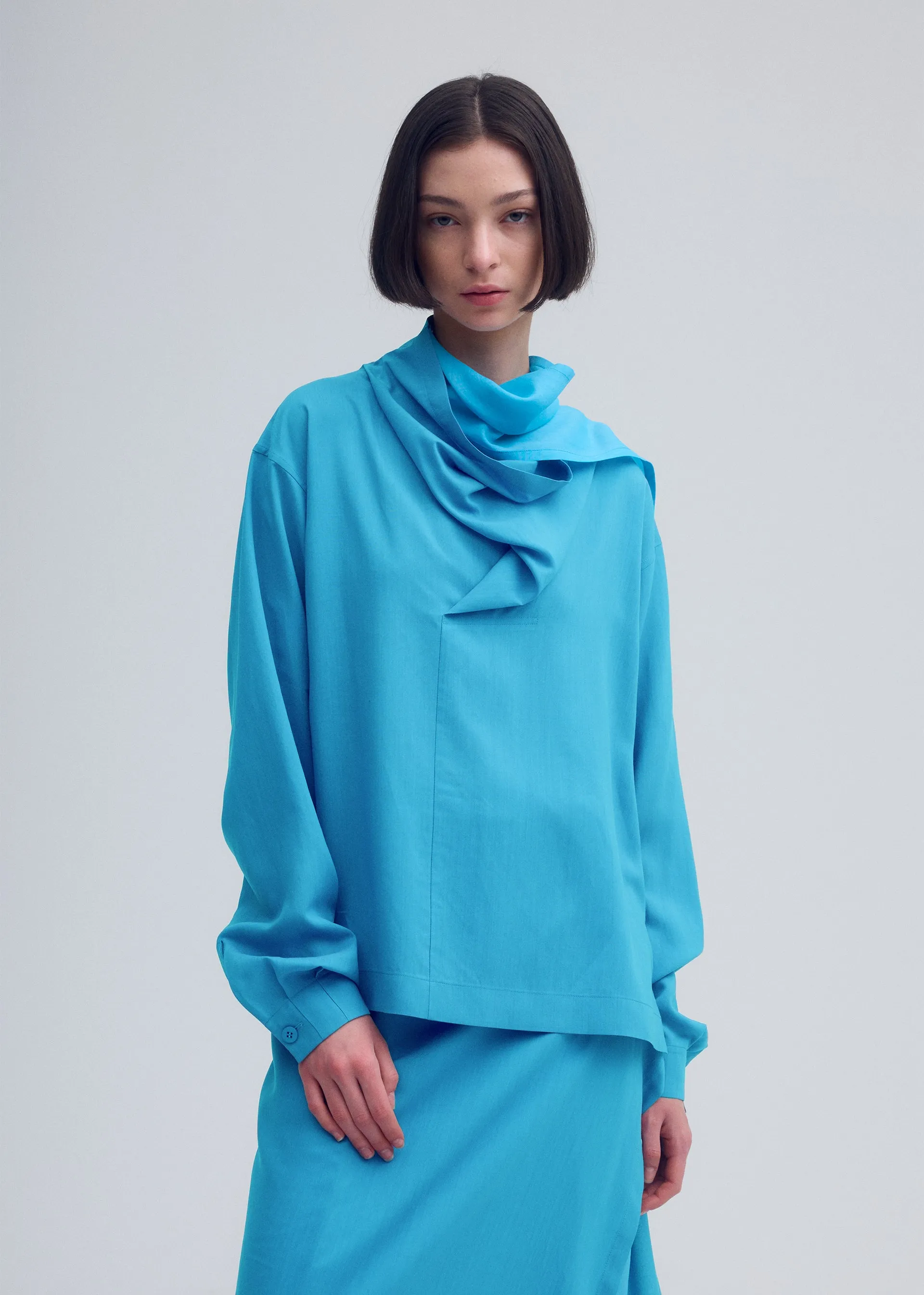 TWO AS ONE COLOR SHIRT sold by Issey Miyake product image thumbnail 4