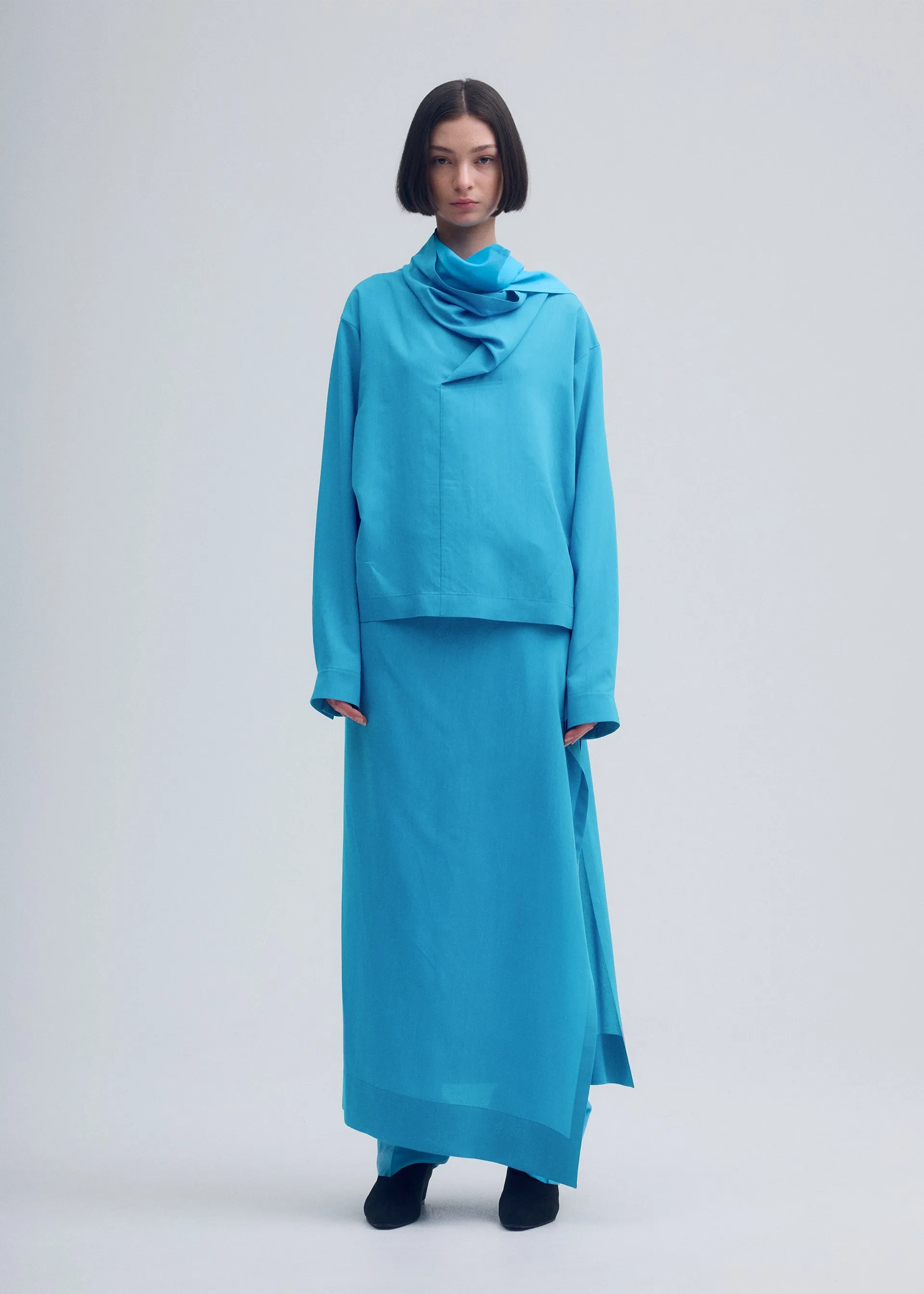 TWO AS ONE COLOR SHIRT sold by Issey Miyake product image thumbnail 2