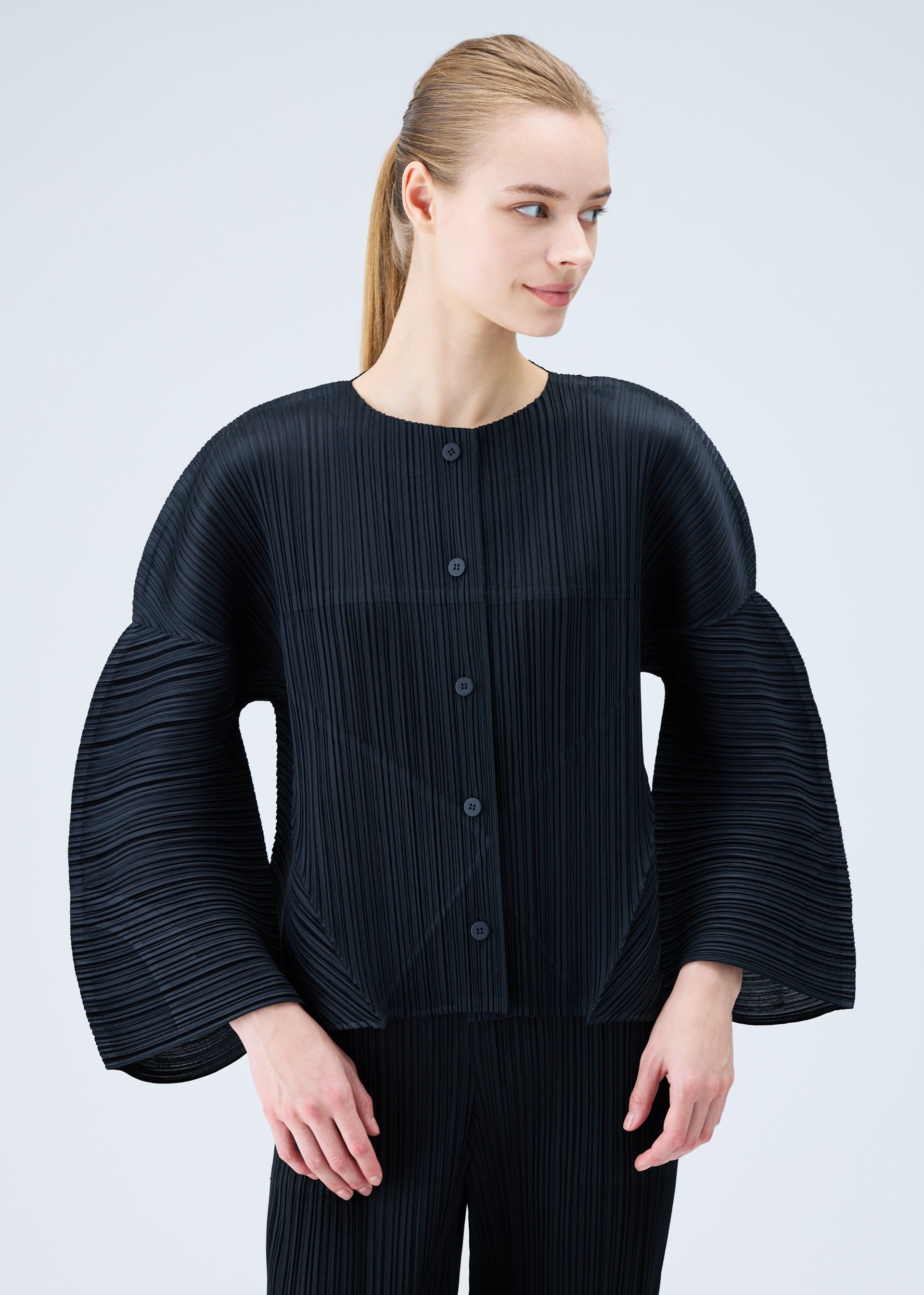 FROZEN FLOWER CARDIGAN sold by Issey Miyake product image thumbnail 5