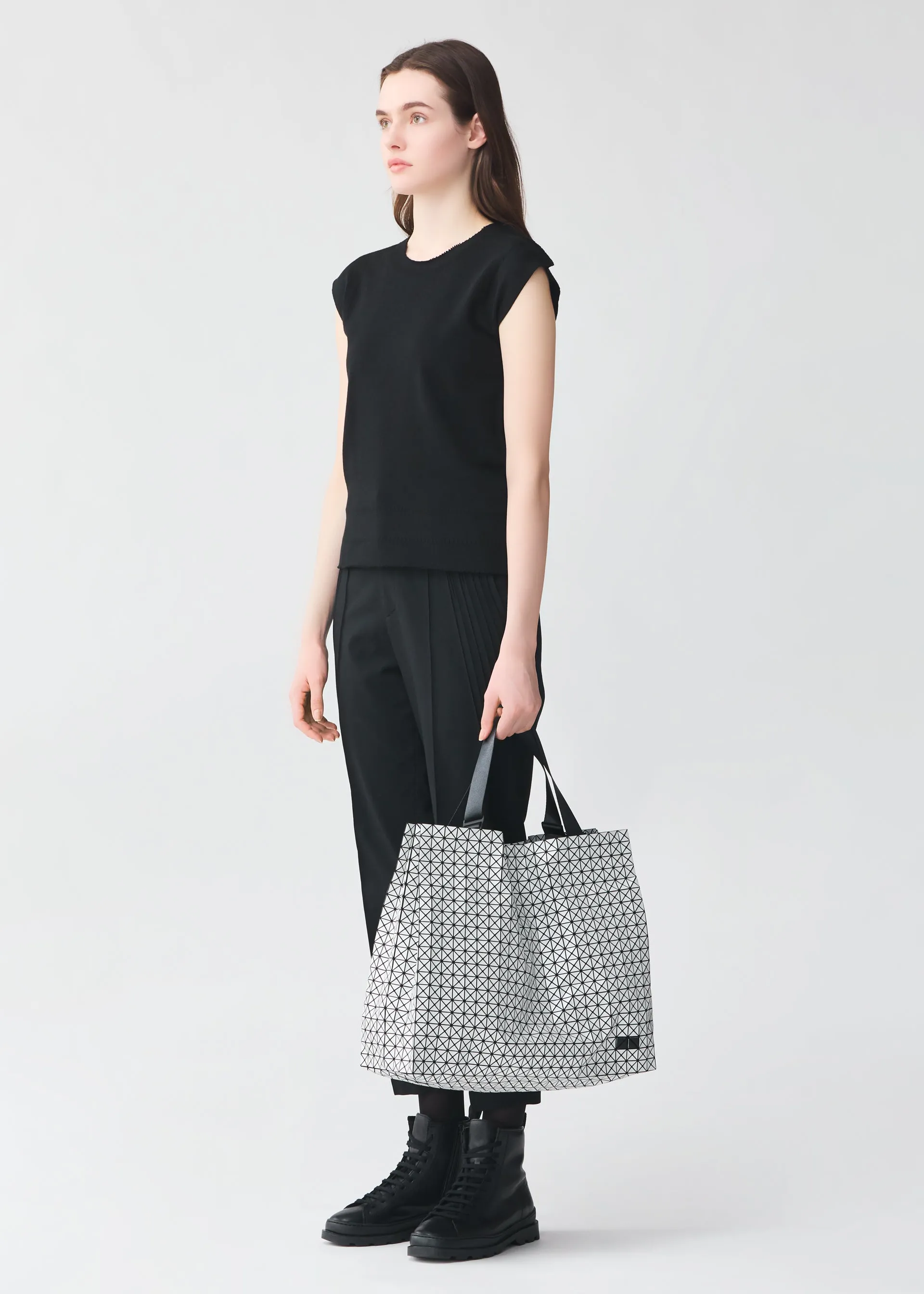 CART METALLIC TOTE BAG sold by Issey Miyake product image thumbnail 5