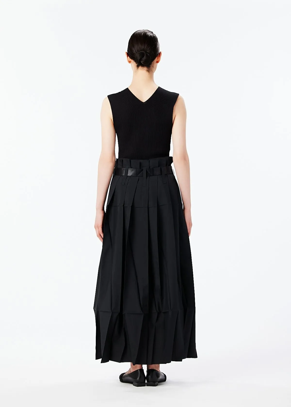 132 5. SOLID sold by Issey Miyake product image thumbnail 4