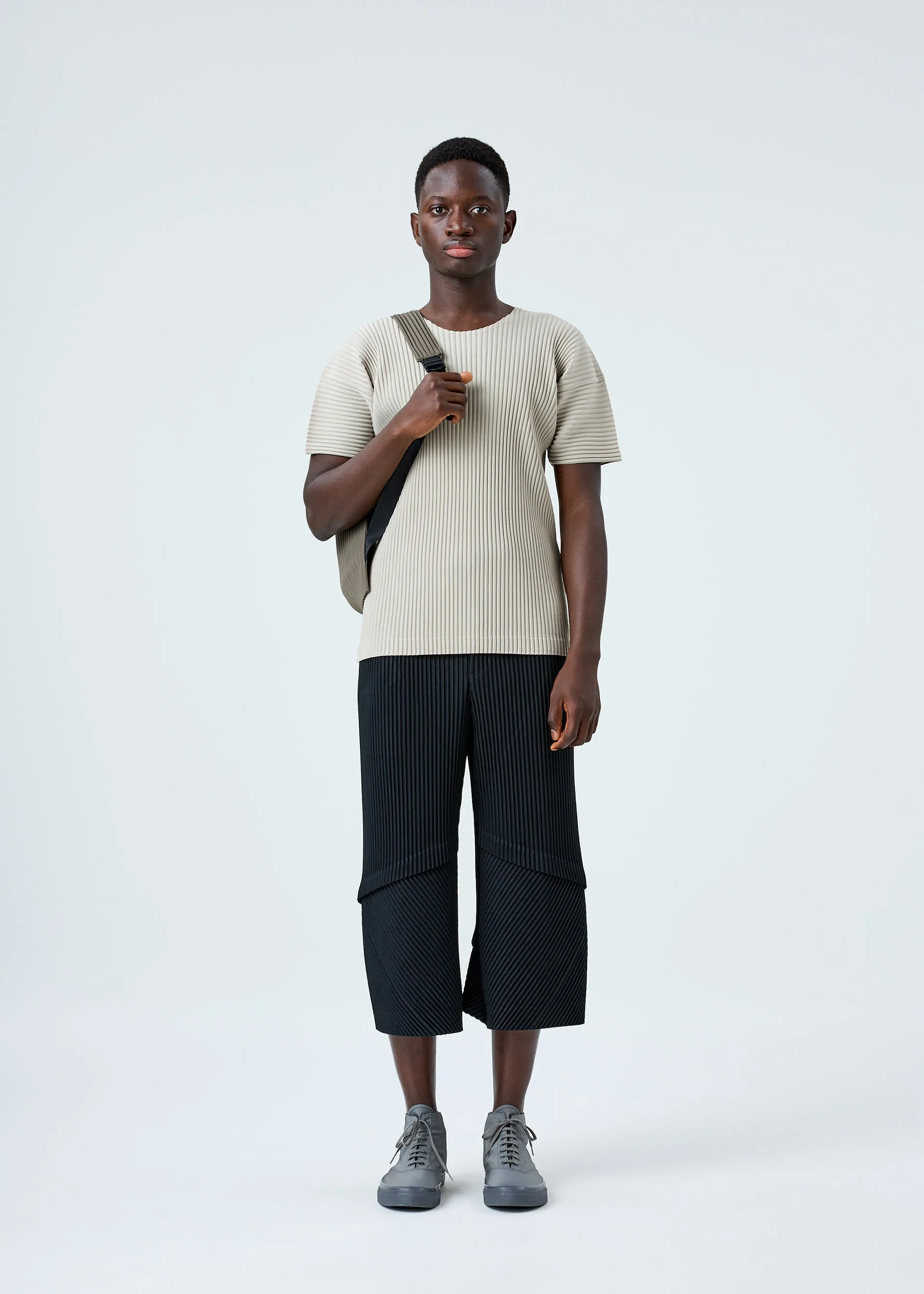 POCKET 2 sold by Issey Miyake product image thumbnail 4