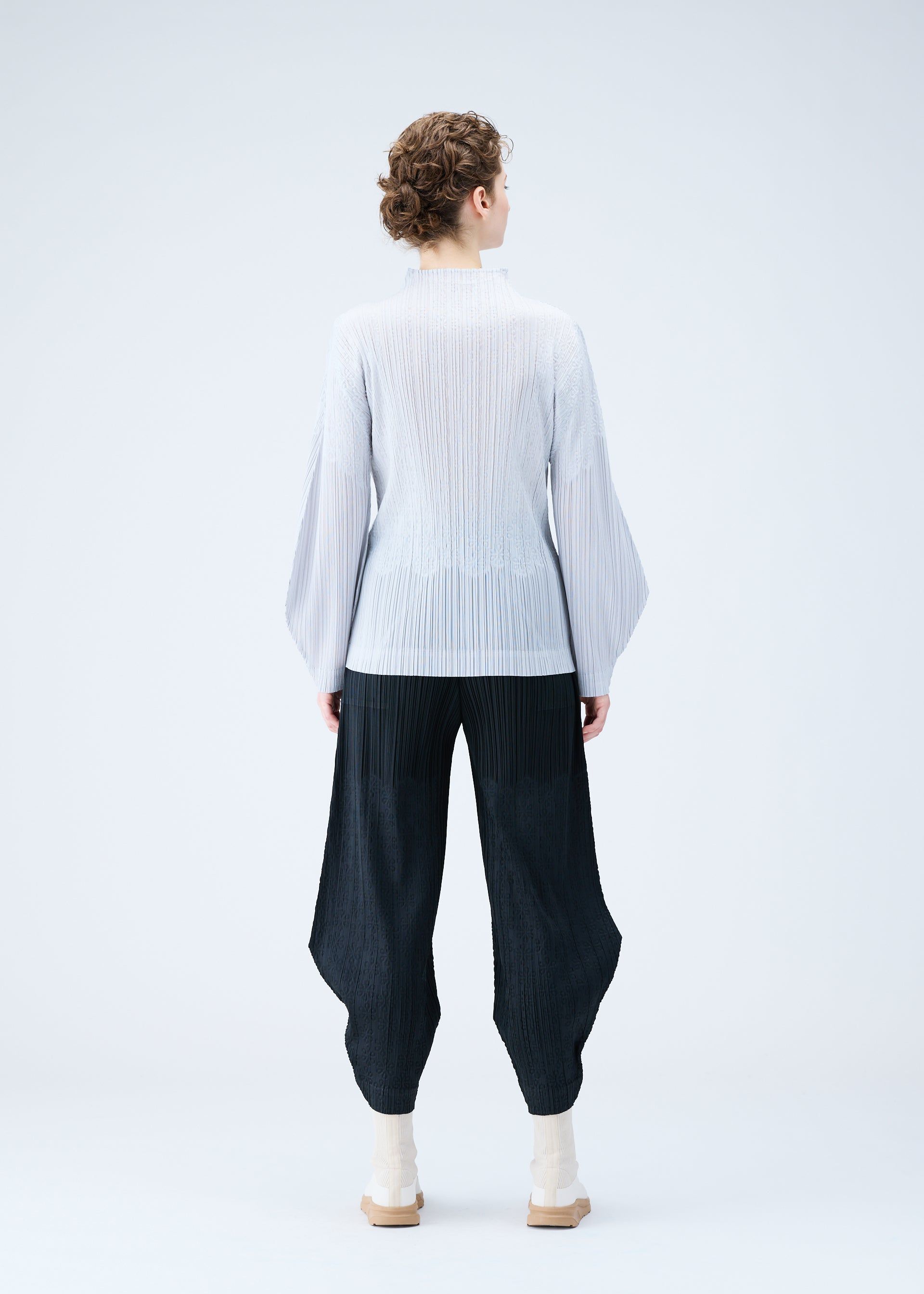 SNOWDROP TOP sold by Issey Miyake product image thumbnail 4