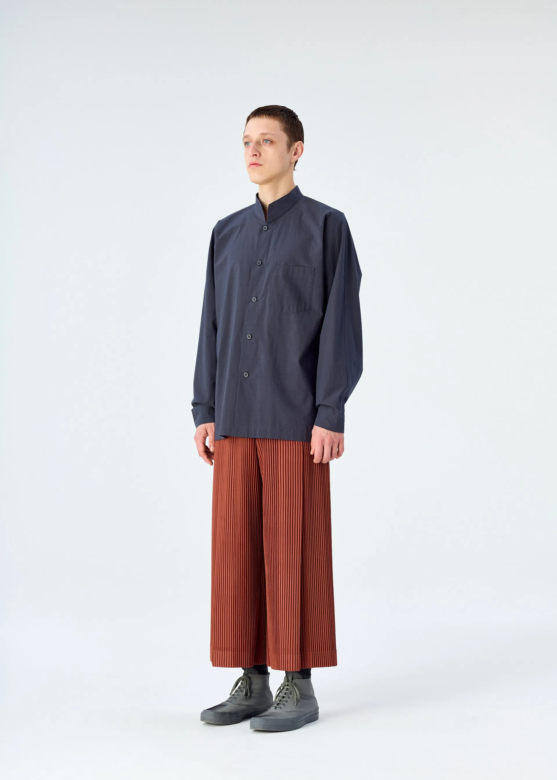 MC OCTOBER PANTS sold by Issey Miyake product image thumbnail 3