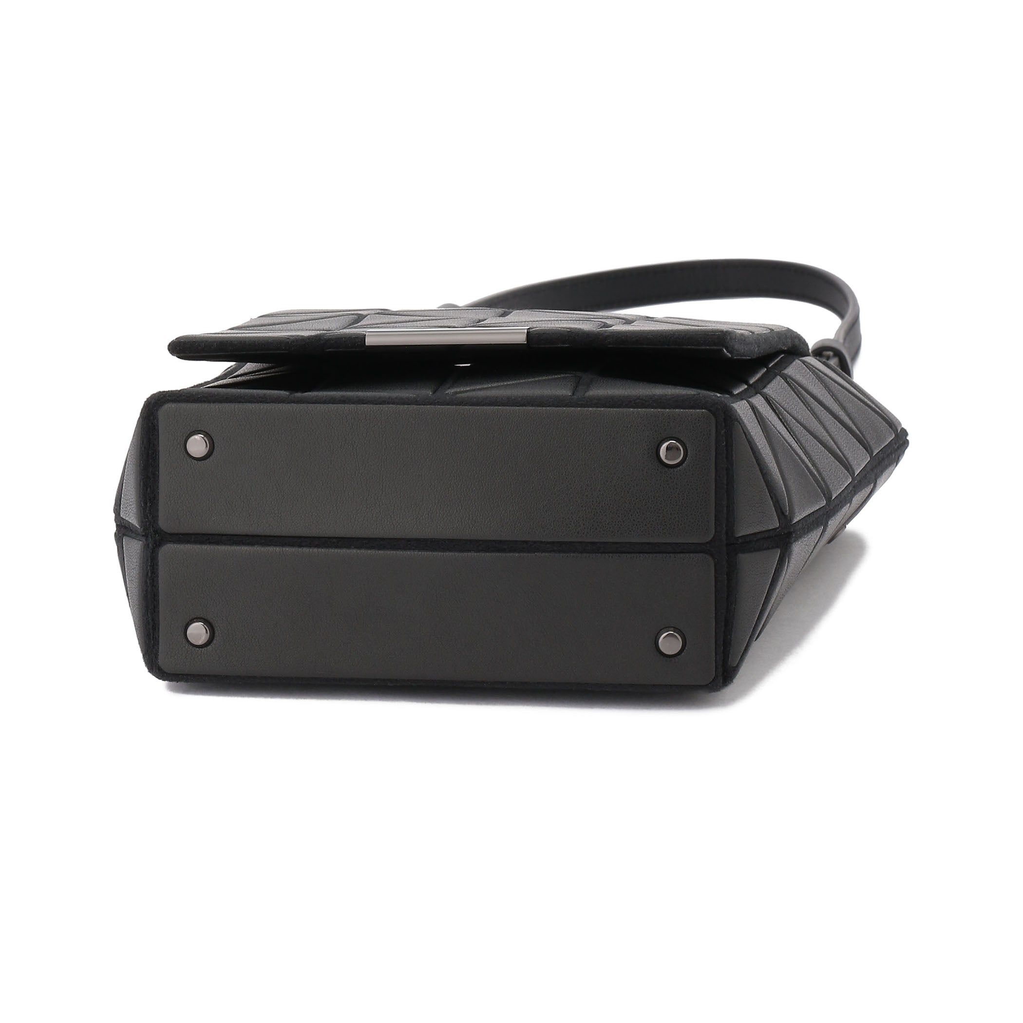 FLAP SHOULDER BAG sold by Issey Miyake product image thumbnail 3