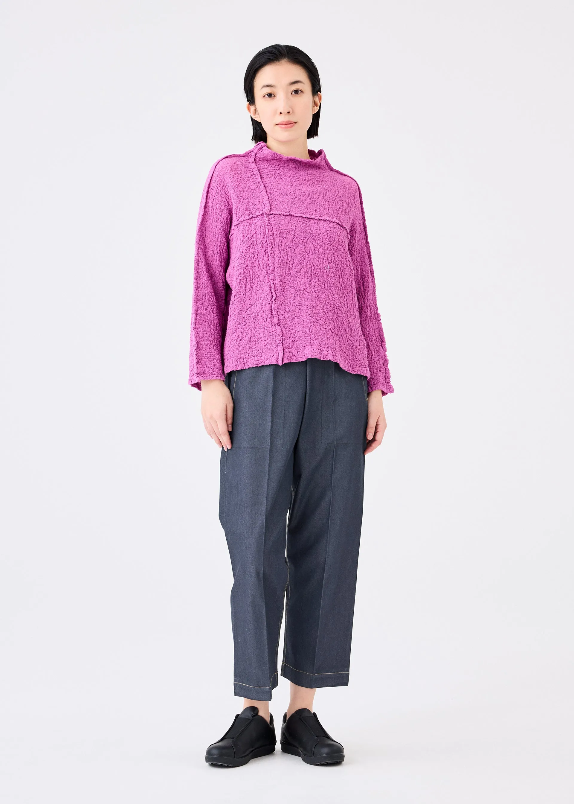 CROSS LINE CAULIFLOWER TOP sold by Issey Miyake product image thumbnail 5