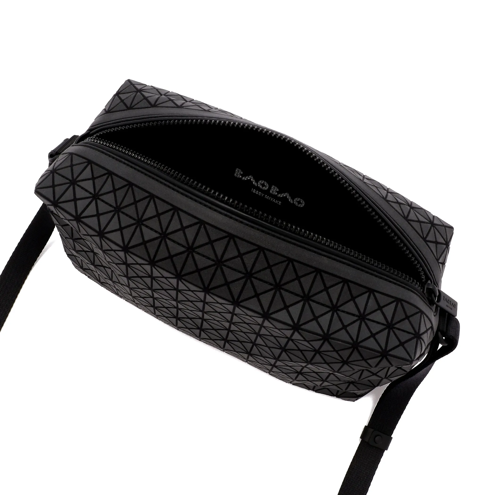 SADDLE BAG SHOULDER BAG sold by Issey Miyake product image thumbnail 3