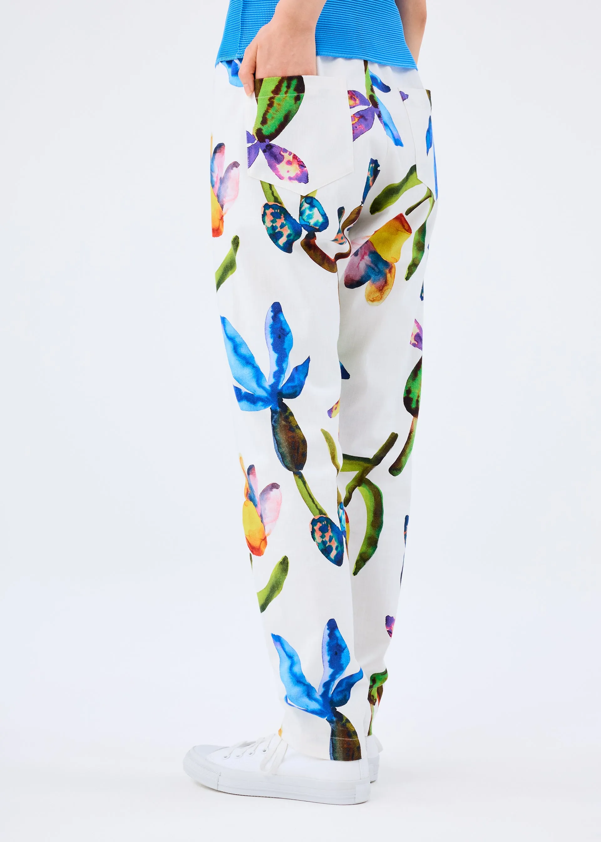 WATER FLOWER STRETCH BOTTOM sold by Issey Miyake product image thumbnail 5