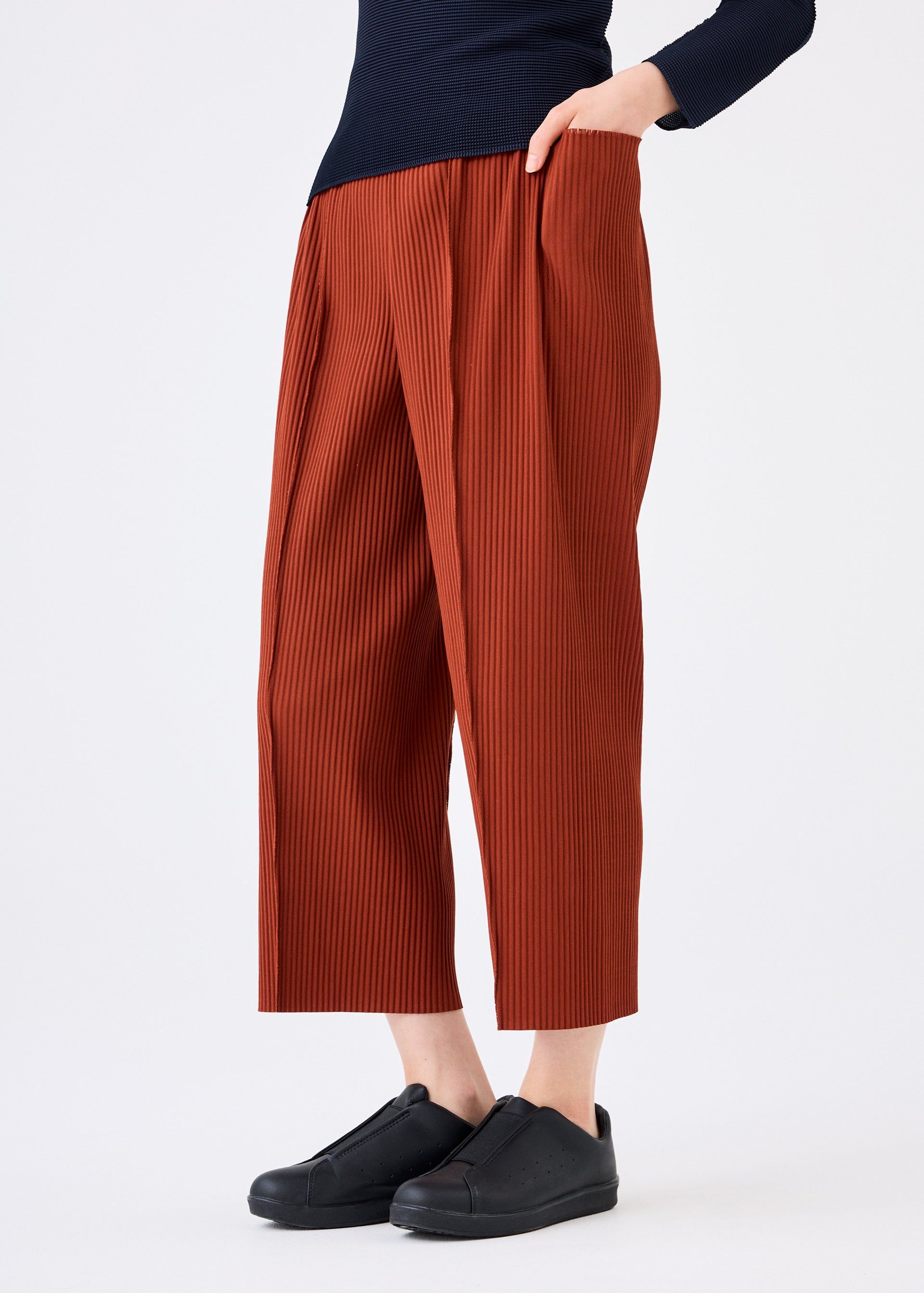 FINE KNIT PLEATS BOTTOM 2 PANTS sold by Issey Miyake product image thumbnail 4