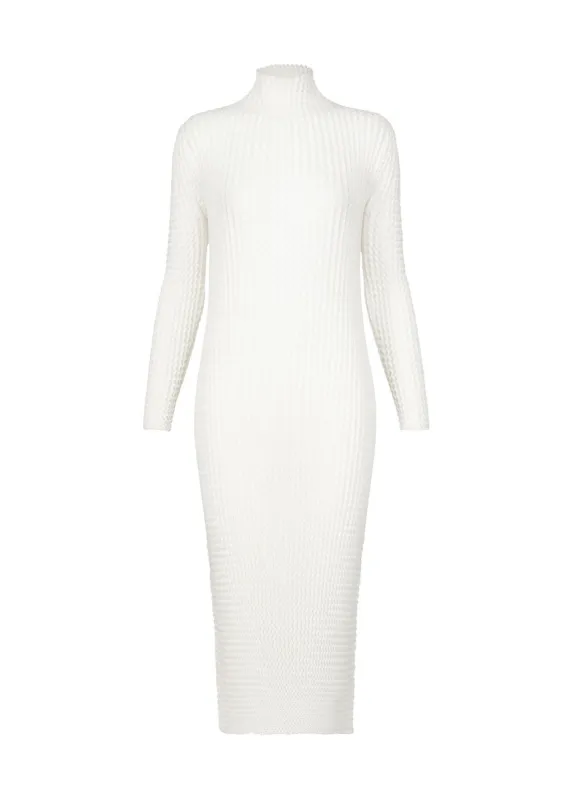 SPONGY BK/WT-38 sold by Issey Miyake