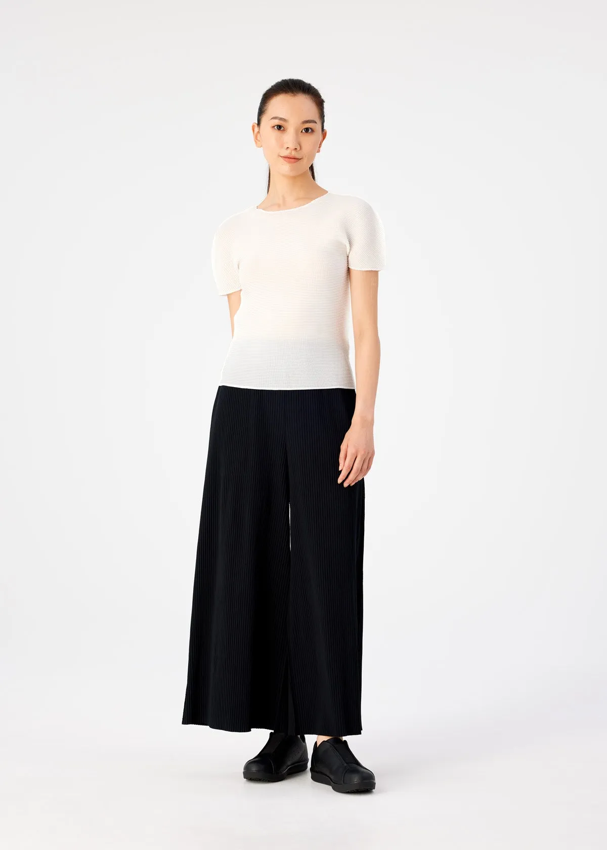 FINE KNIT PLEATS BLACK PANTS sold by Issey Miyake product image thumbnail 3
