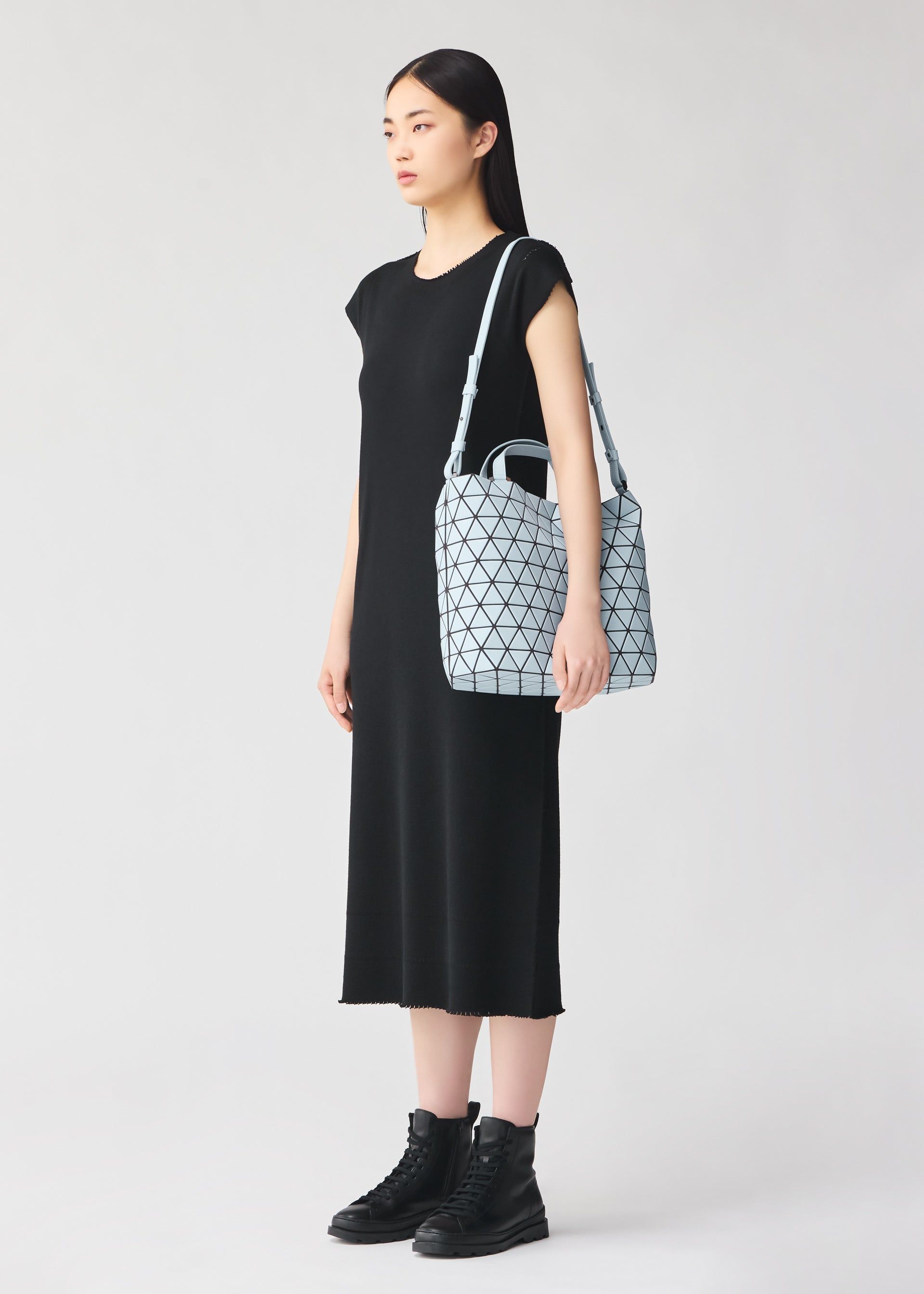 CRYSTAL MATTE HANDBAG sold by Issey Miyake product image thumbnail 3
