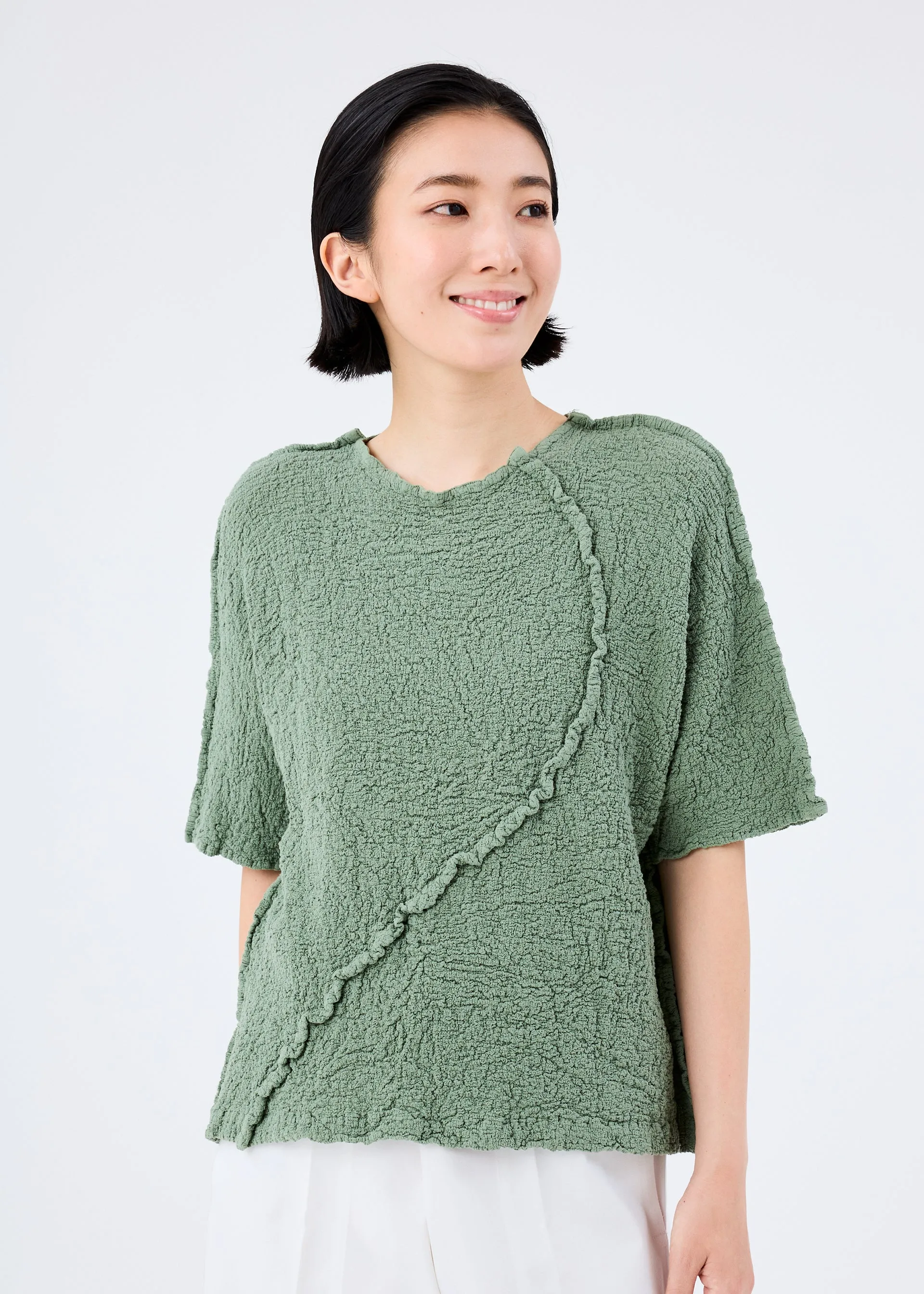 PLANT CAULIFLOWER TOP sold by Issey Miyake product image thumbnail 3