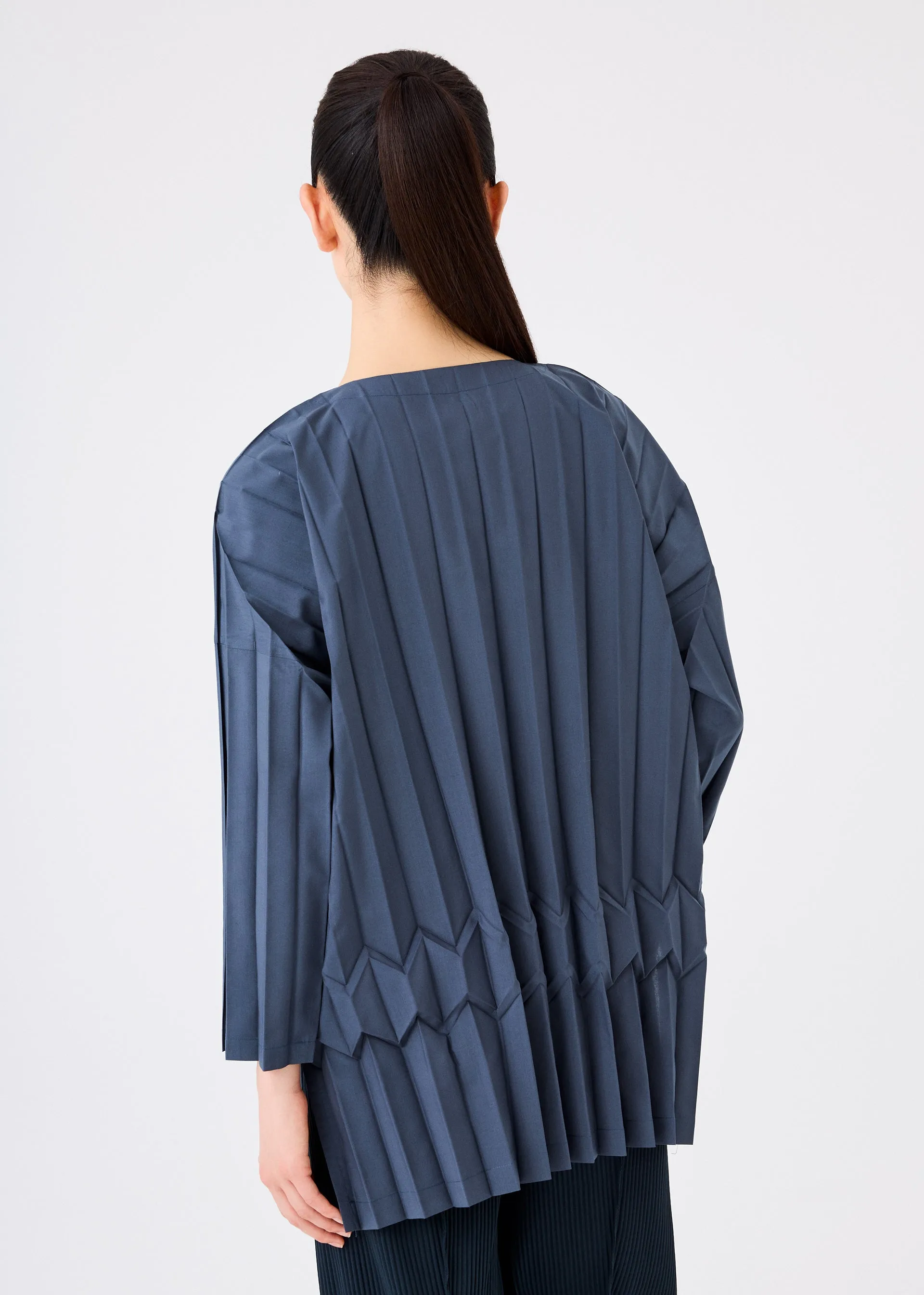 CUBE PLEATS SHIRT sold by Issey Miyake product image thumbnail 3