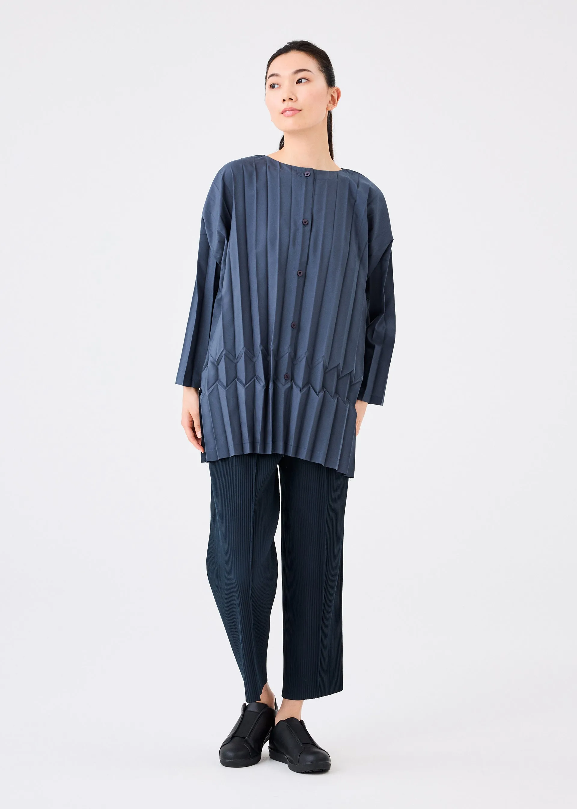 CUBE PLEATS SHIRT sold by Issey Miyake product image thumbnail 4
