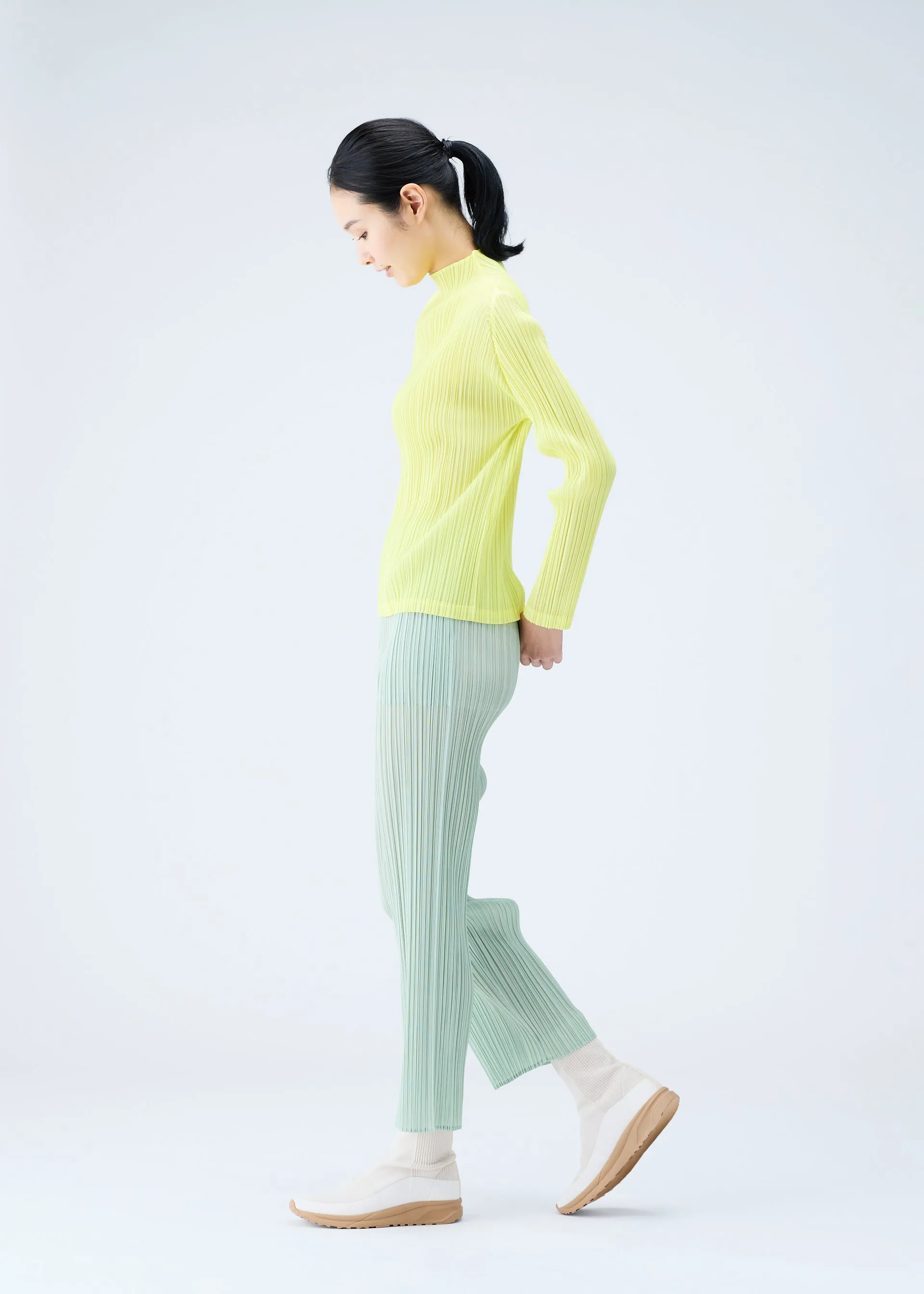 MONTHLY COLORS : NOVEMBER PANTS sold by Issey Miyake product image thumbnail 3