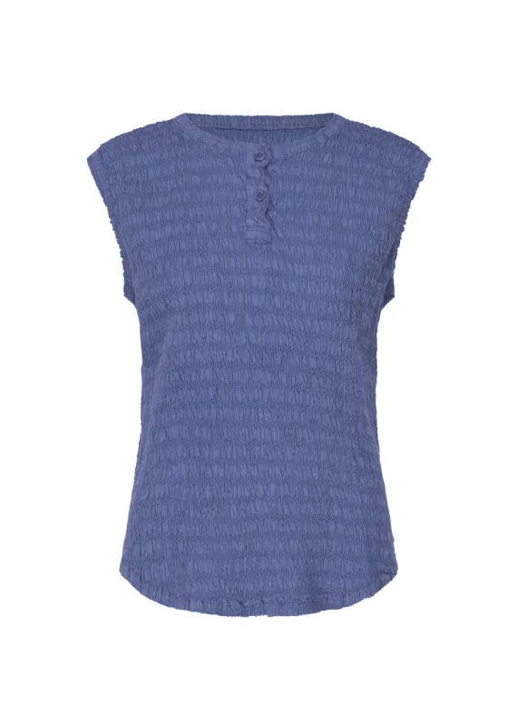 KNIT LIKE CLOTH made by Issey Miyake