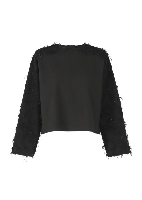 HOPPING COTTON TOP sold by Issey Miyake