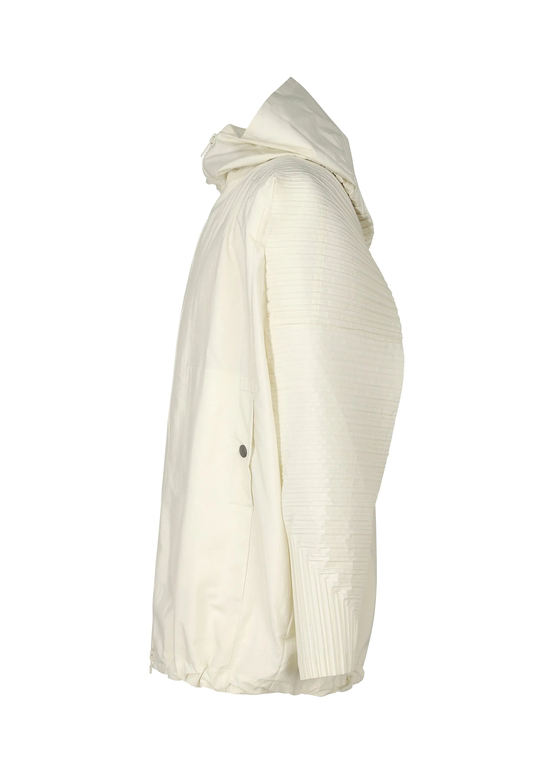 CASCADE sold by Issey Miyake product image thumbnail 5